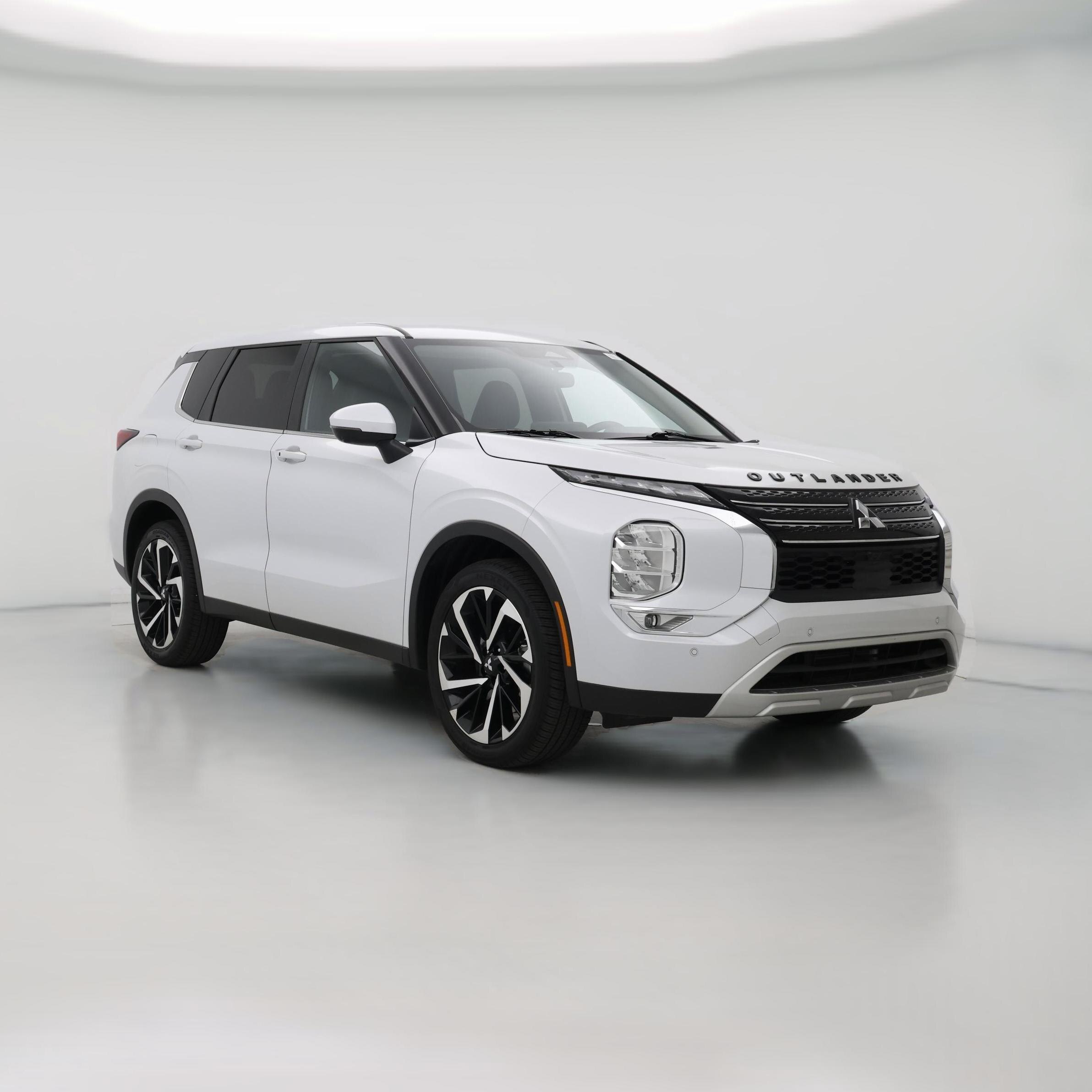 Thumbnail: 2024 Mitsubishi Outlander - 1