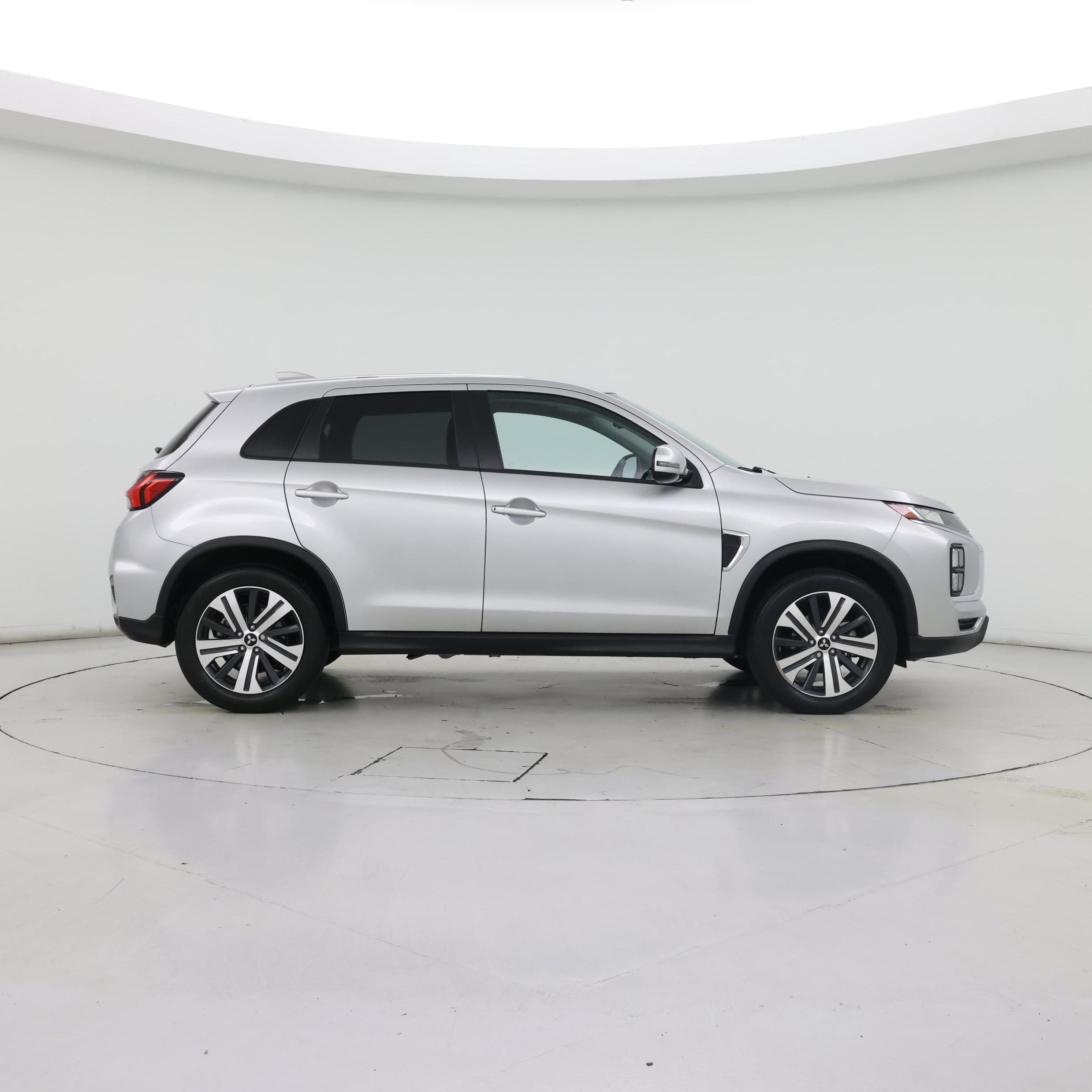 Thumbnail: 2022 Mitsubishi Outlander Sport - 7