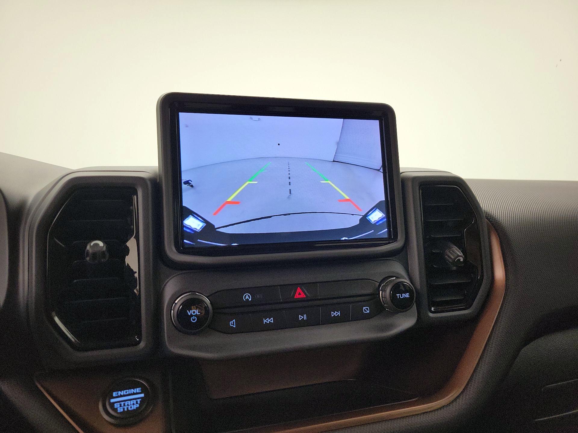 Thumbnail: 2022 Ford Bronco Sport - 14