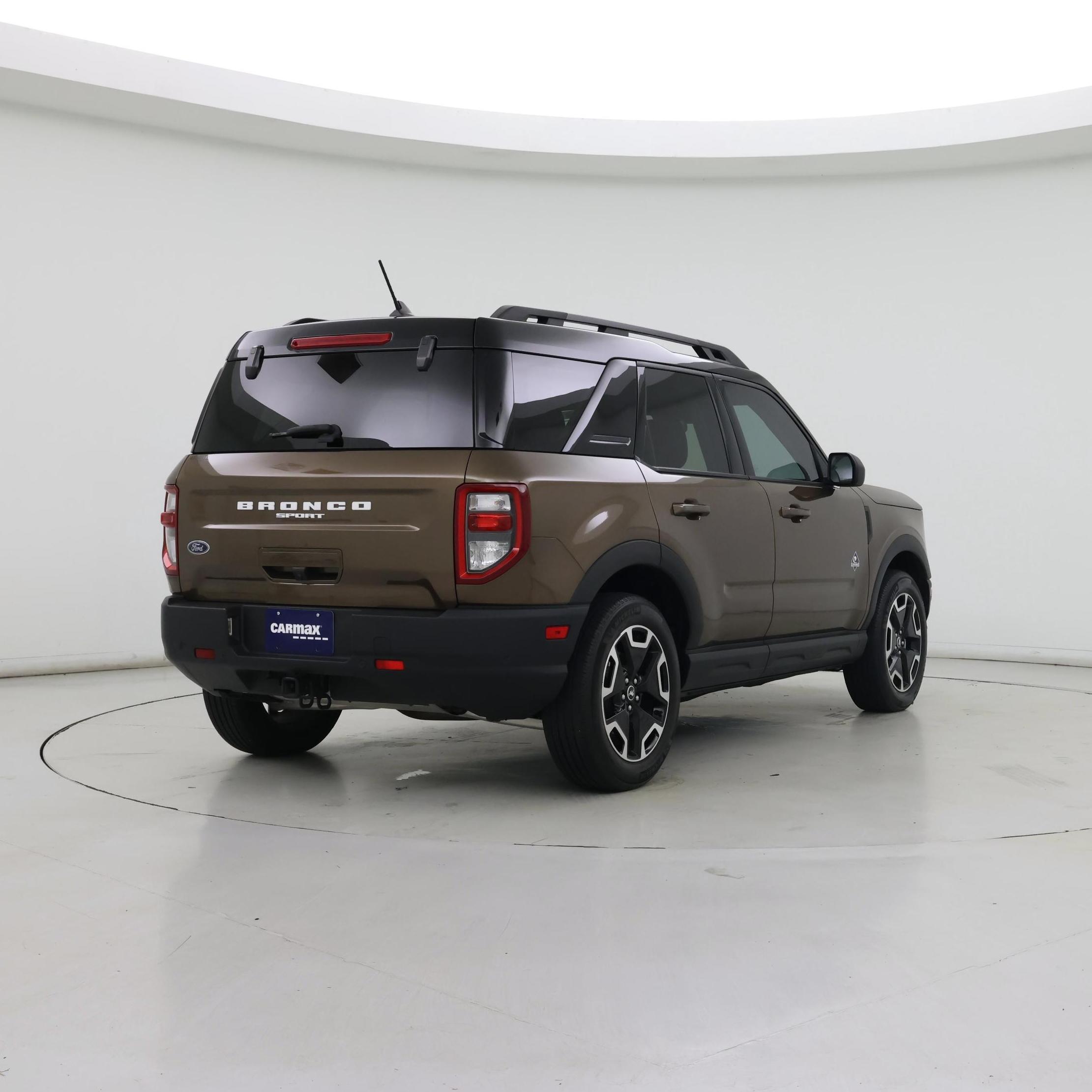 Thumbnail: 2022 Ford Bronco Sport - 8