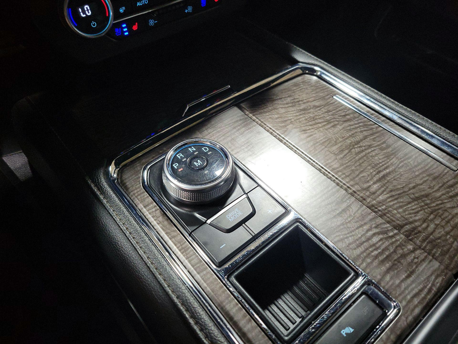 Thumbnail: 2020 Ford Expedition - 17