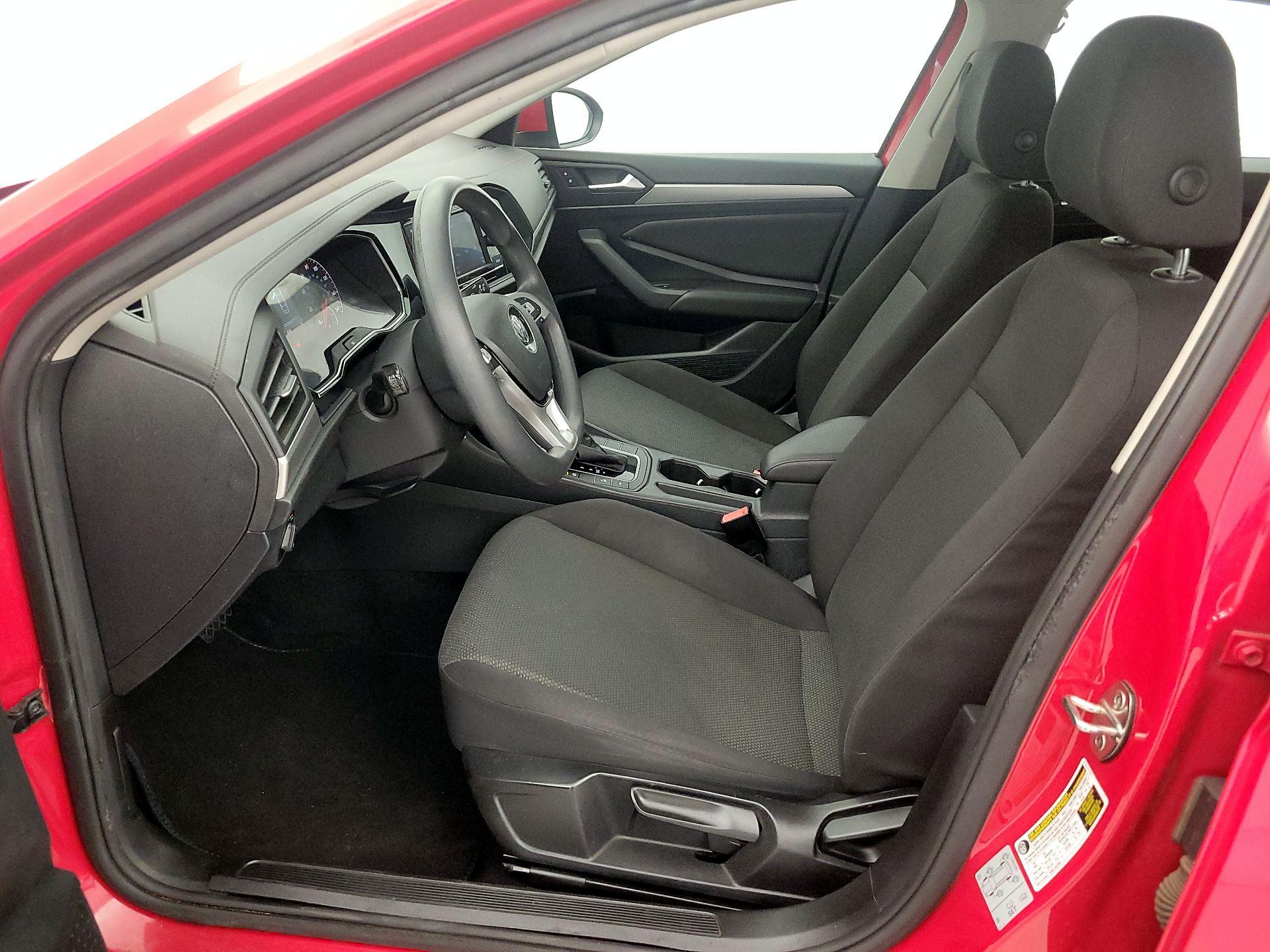 Thumbnail: 2019 Volkswagen Jetta - 11