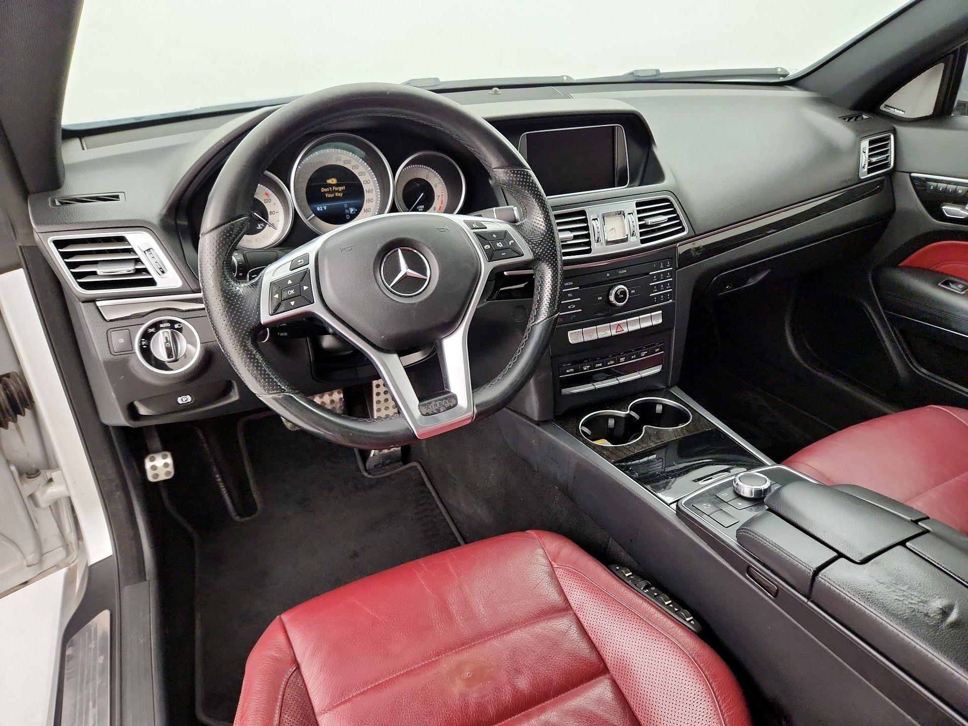 Thumbnail: 2017 Mercedes-Benz E-Class - 9