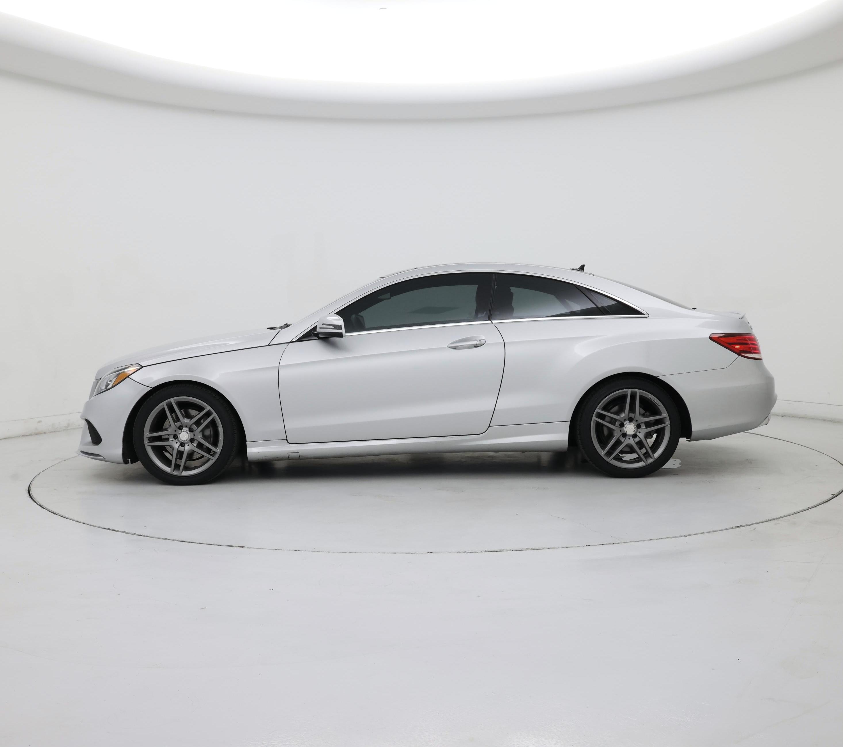 Thumbnail: 2017 Mercedes-Benz E-Class - 3