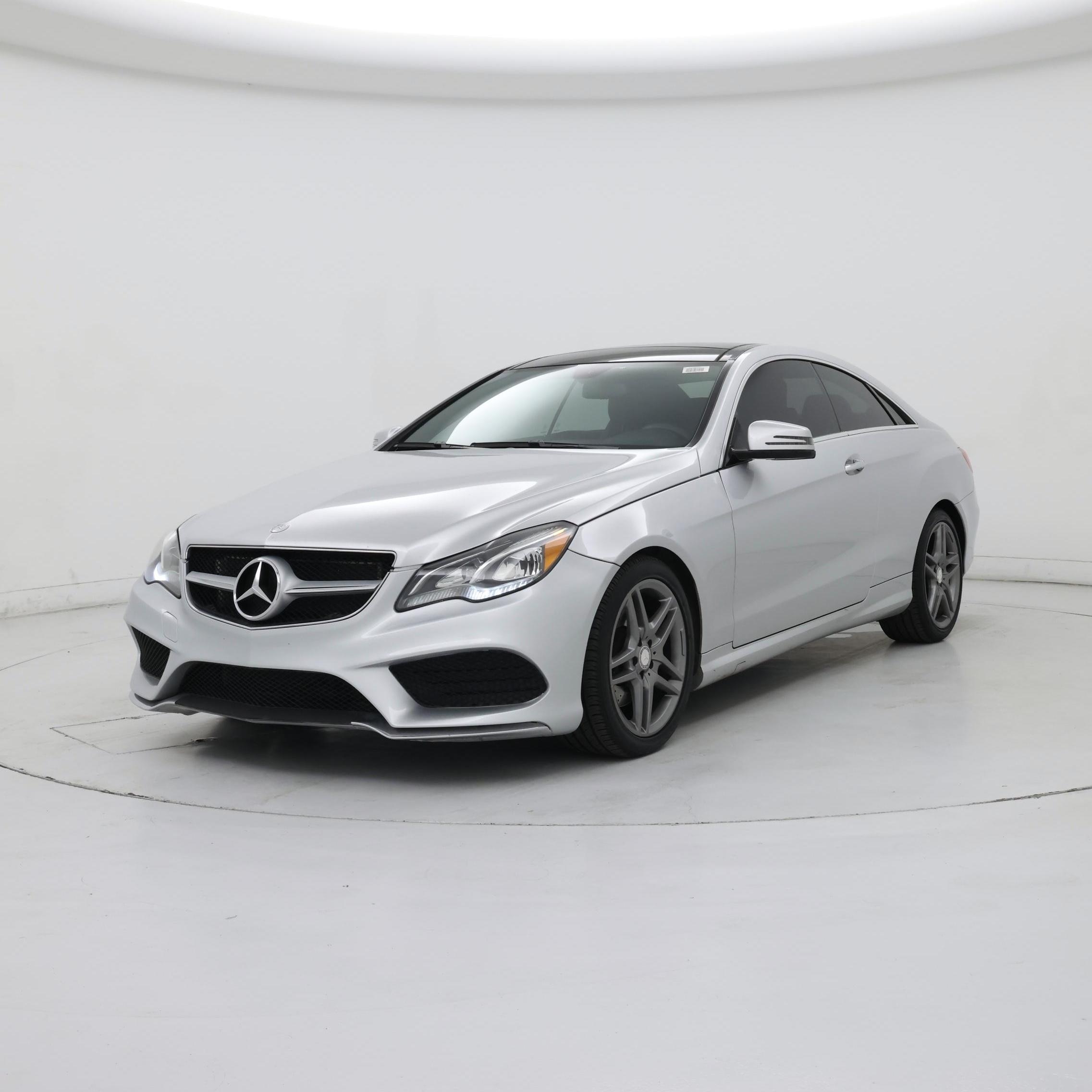 Thumbnail: 2017 Mercedes-Benz E-Class - 4