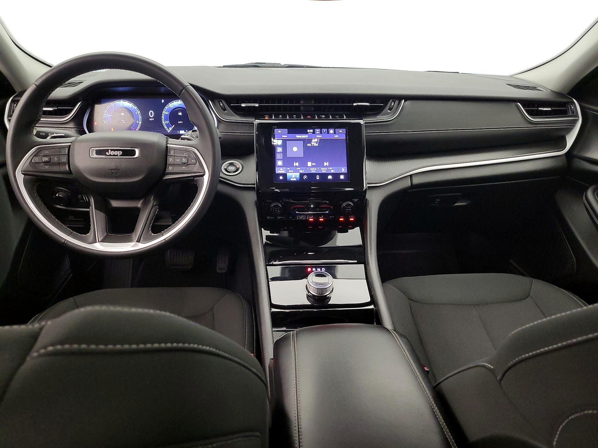 Thumbnail: 2023 Jeep Grand Cherokee L - 9