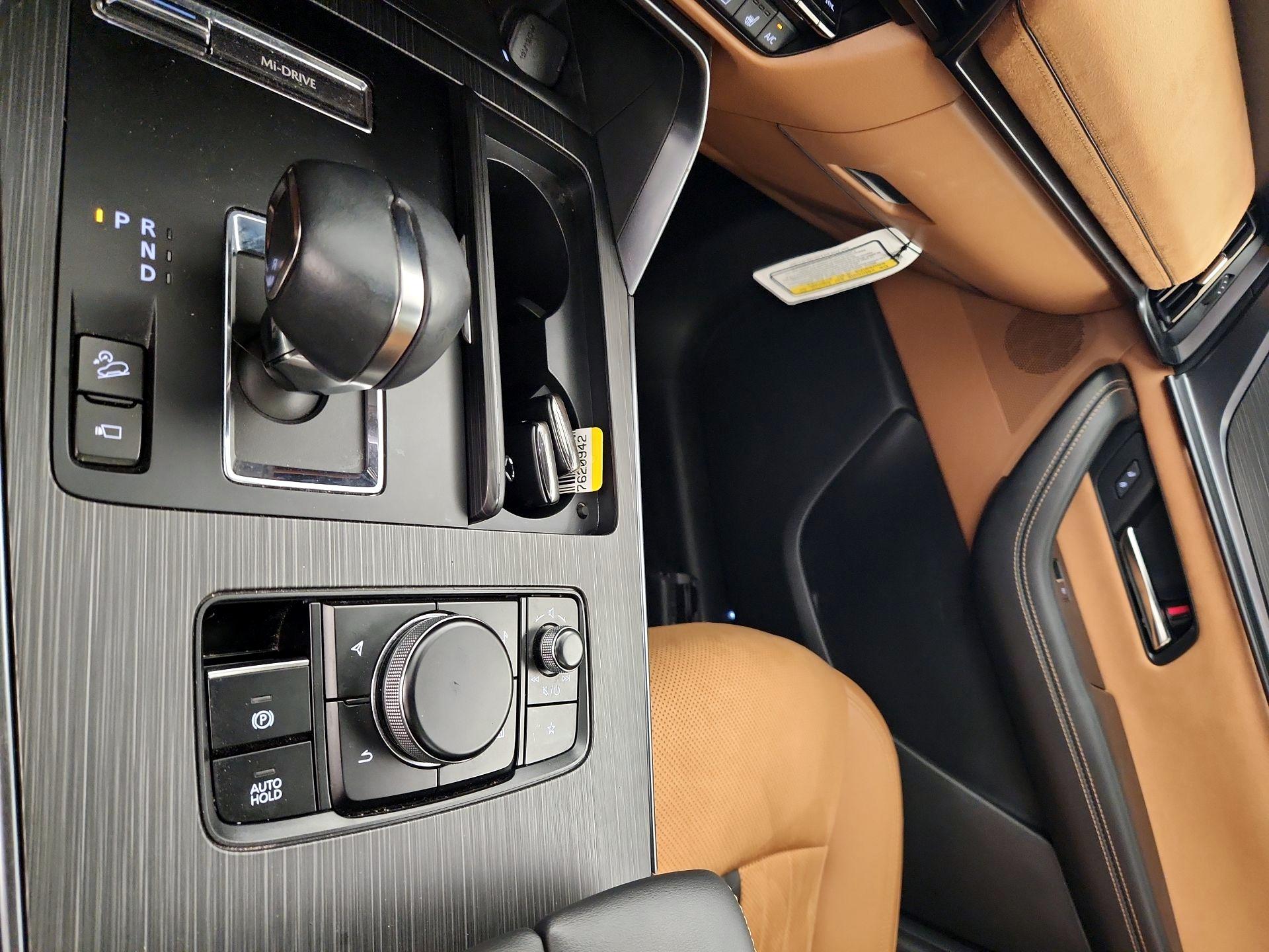 Thumbnail: 2024 Mazda CX-90 - 18