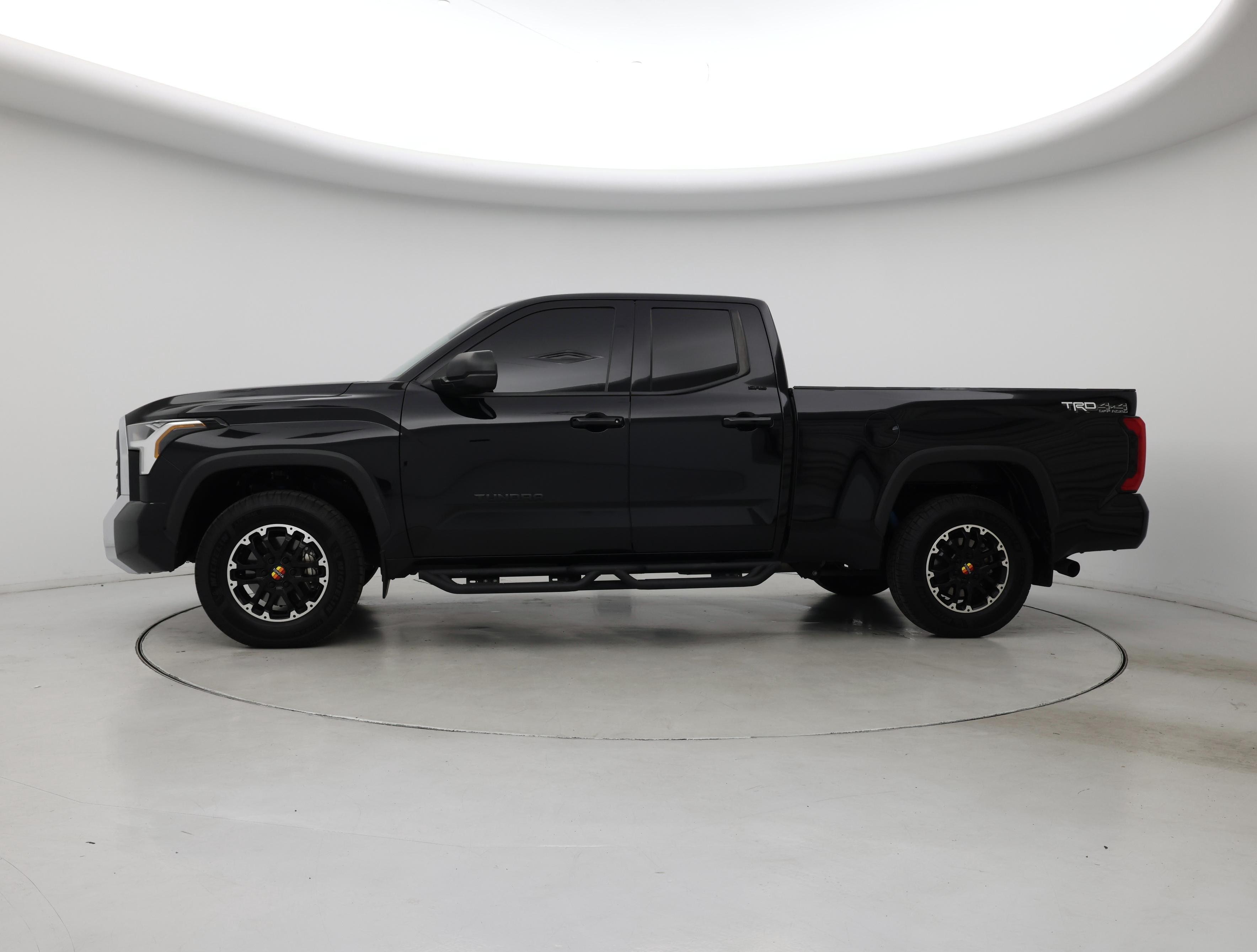 Thumbnail: 2023 Toyota Tundra - 3