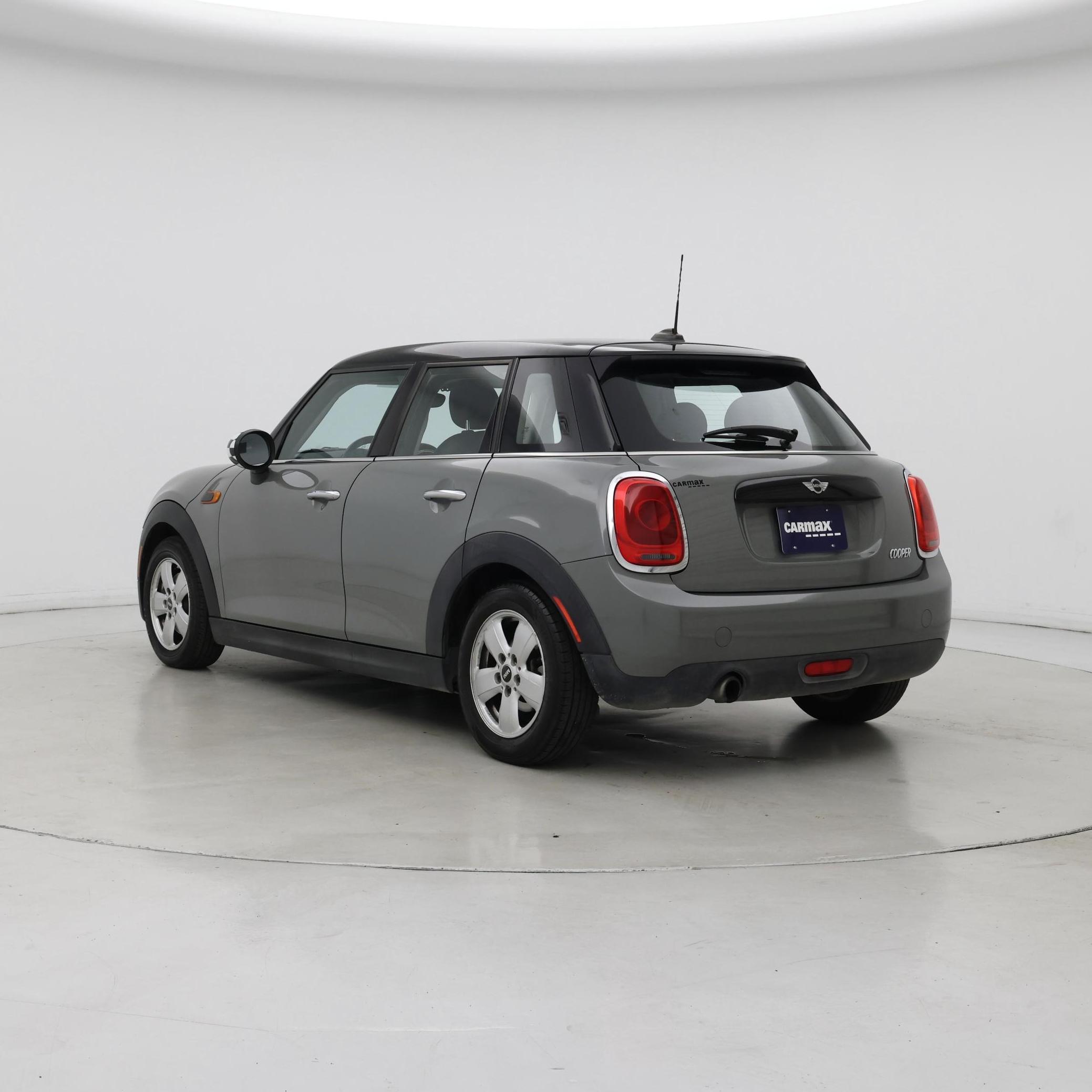 Thumbnail: 2016 MINI Cooper Hardtop - 2