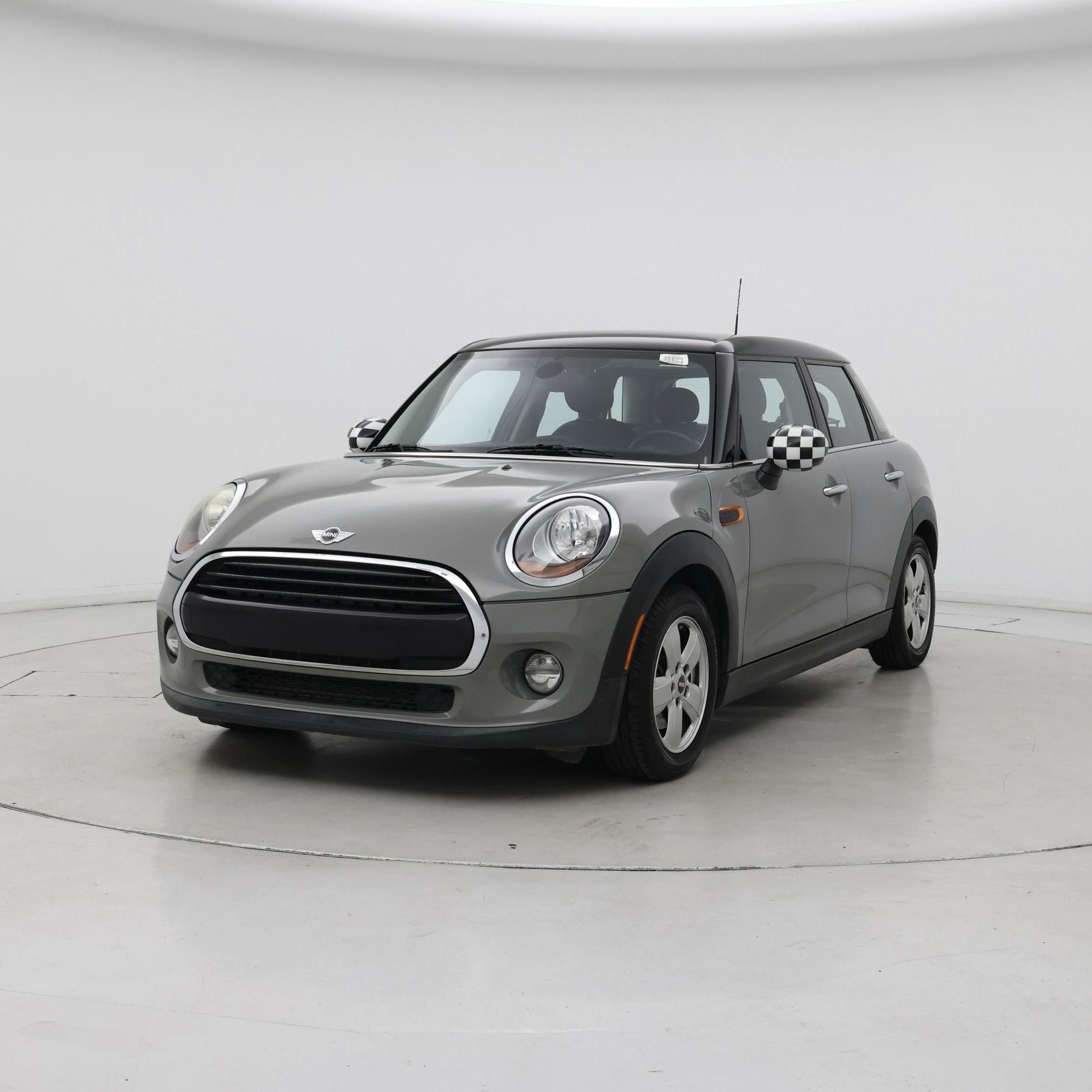 Thumbnail: 2016 MINI Cooper Hardtop - 4