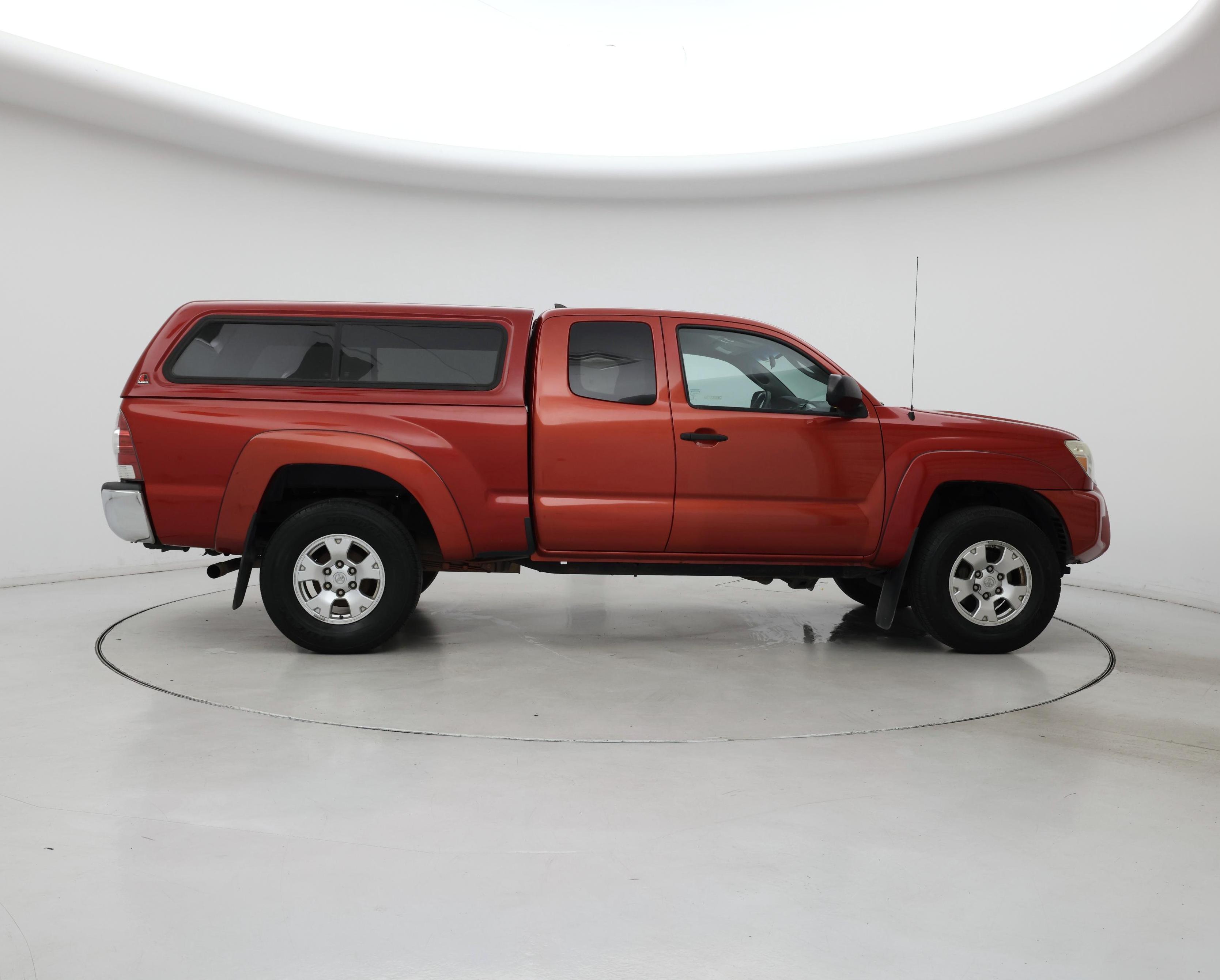 Thumbnail: 2014 Toyota Tacoma - 7