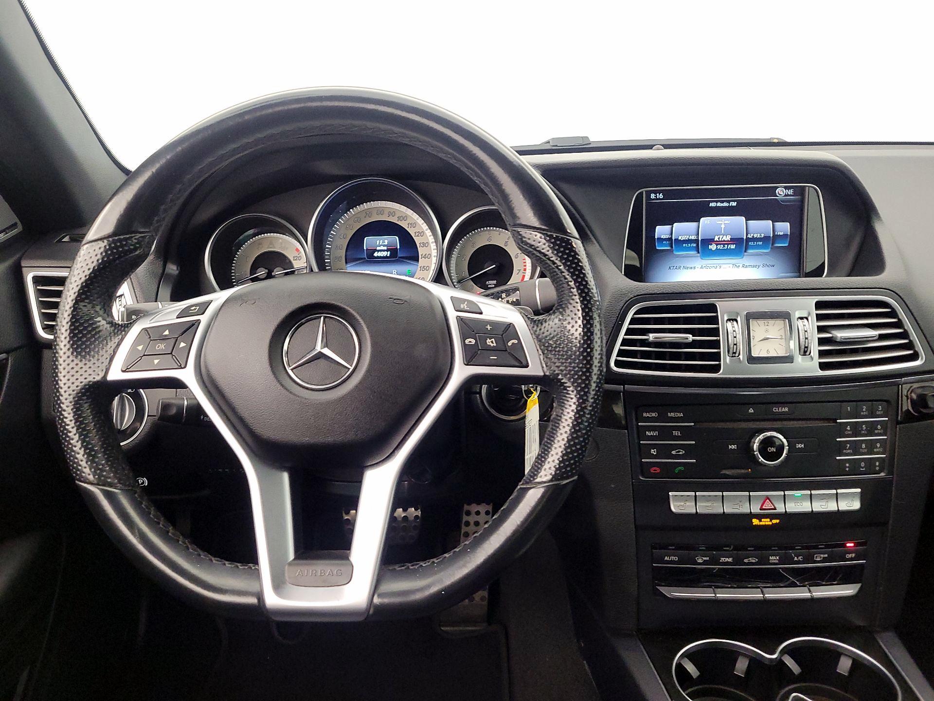 Thumbnail: 2017 Mercedes-Benz E-Class - 10