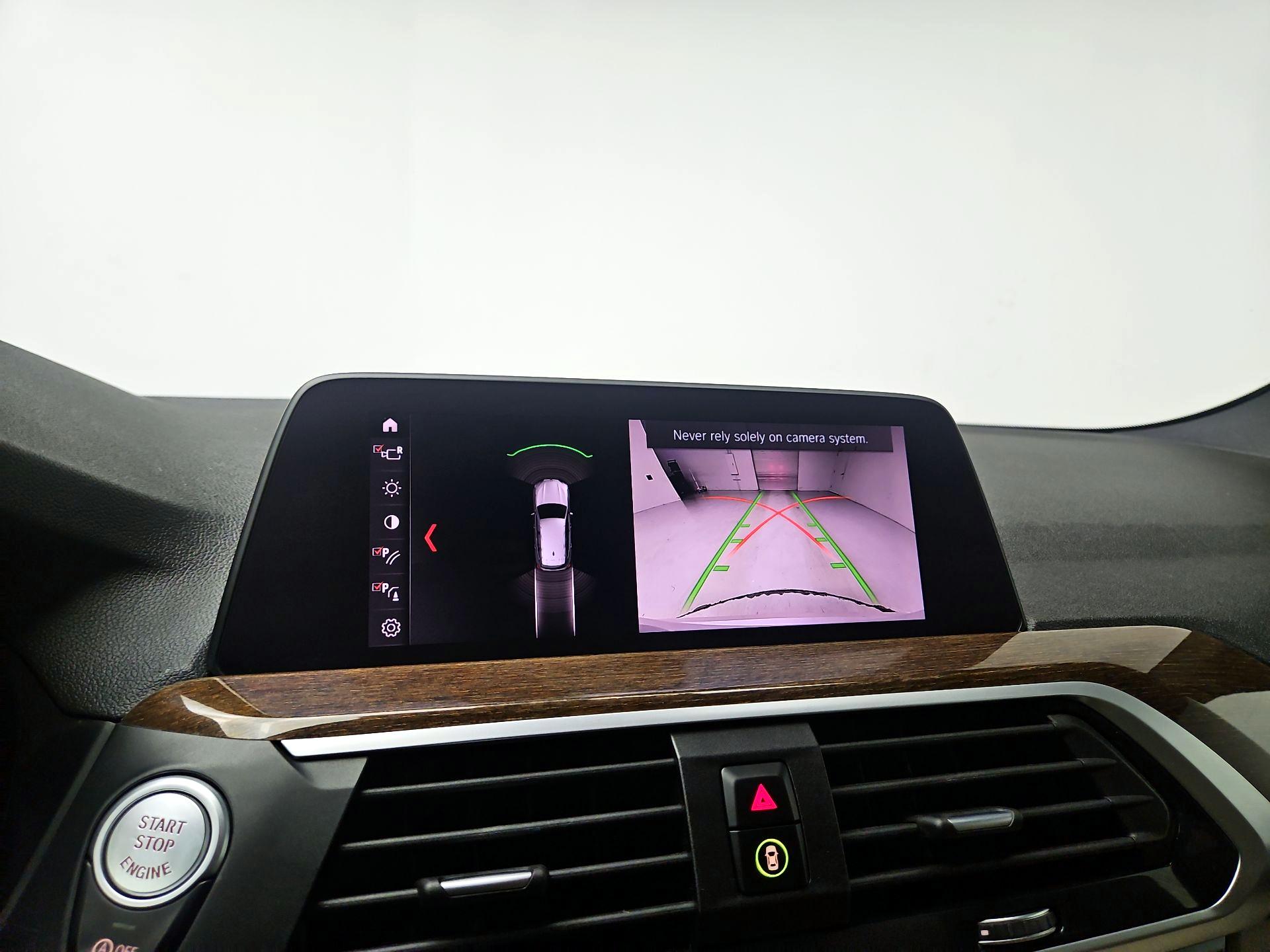 Thumbnail: 2021 BMW X3 - 13
