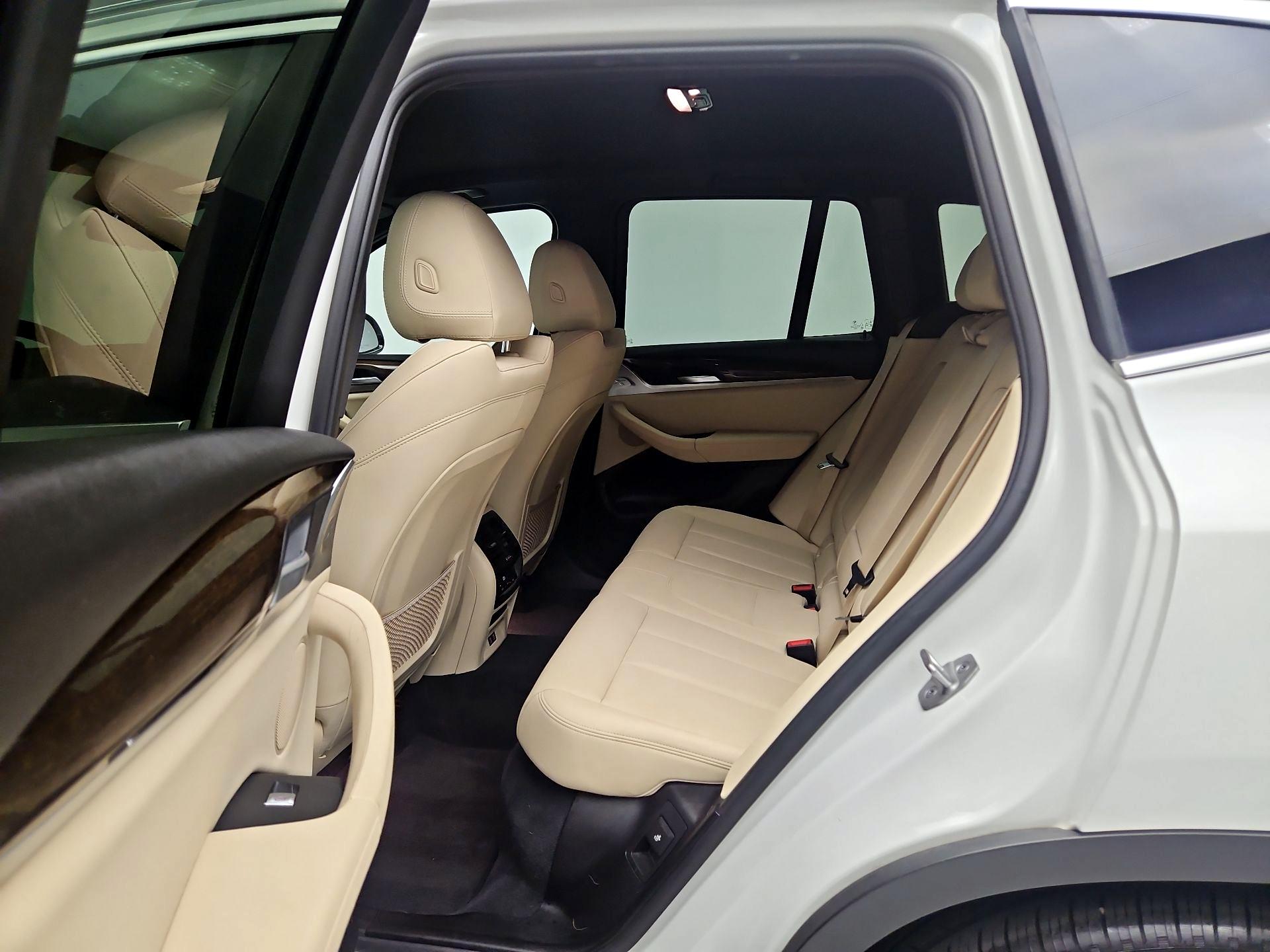 Thumbnail: 2021 BMW X3 - 18
