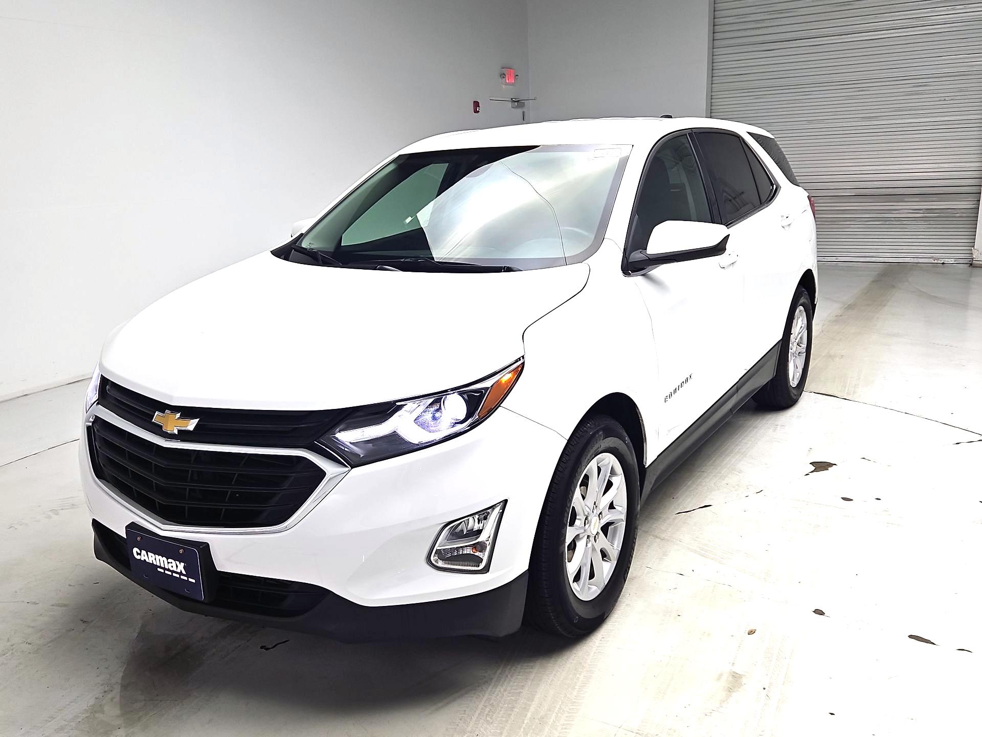 Thumbnail: 2020 Chevrolet Equinox - 3