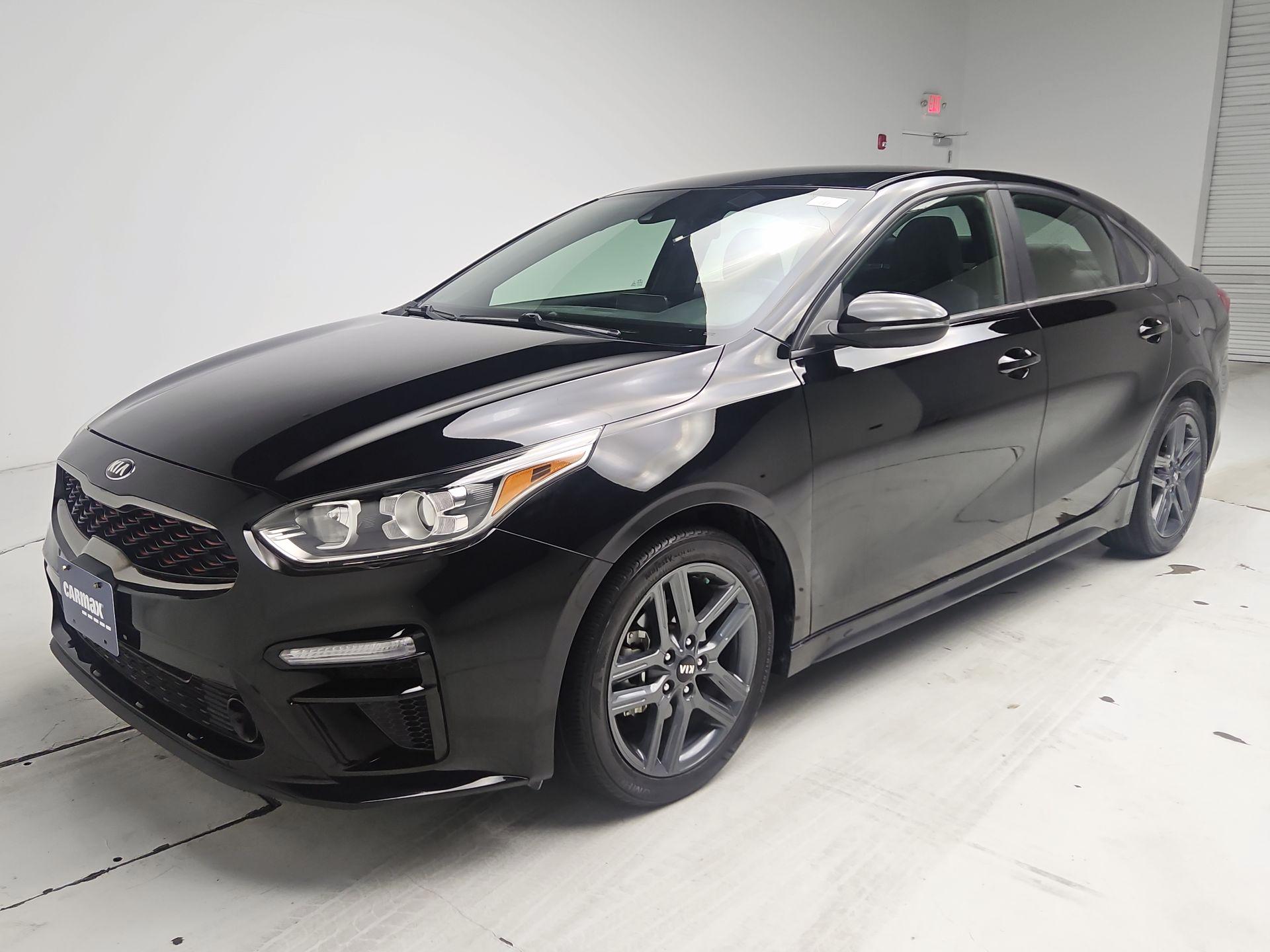 Thumbnail: 2021 Kia Forte - 3
