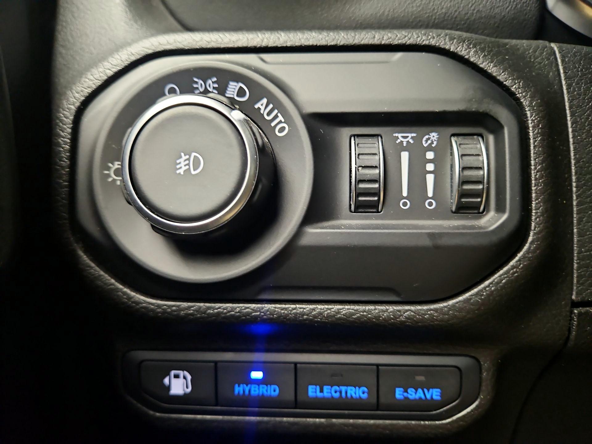 Thumbnail: 2021 Jeep Wrangler - 13