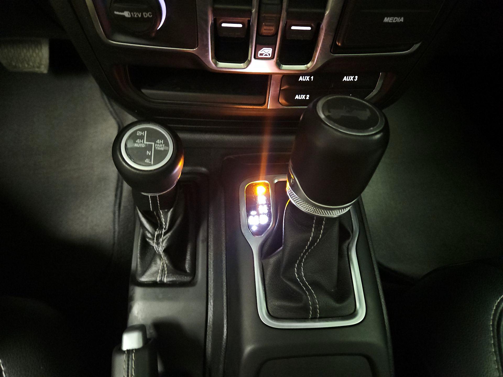 Thumbnail: 2021 Jeep Wrangler - 18