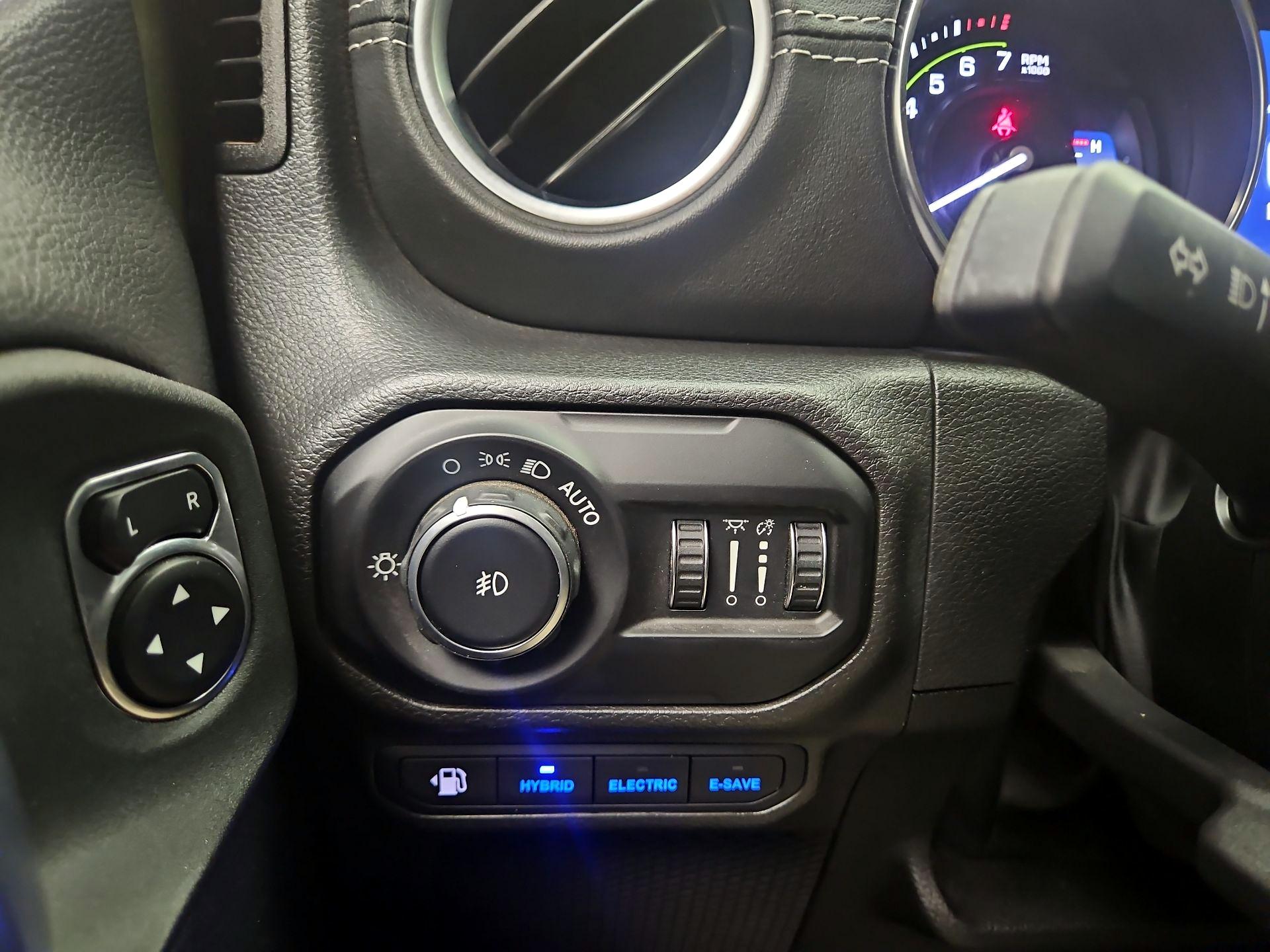Thumbnail: 2022 Jeep Wrangler - 11