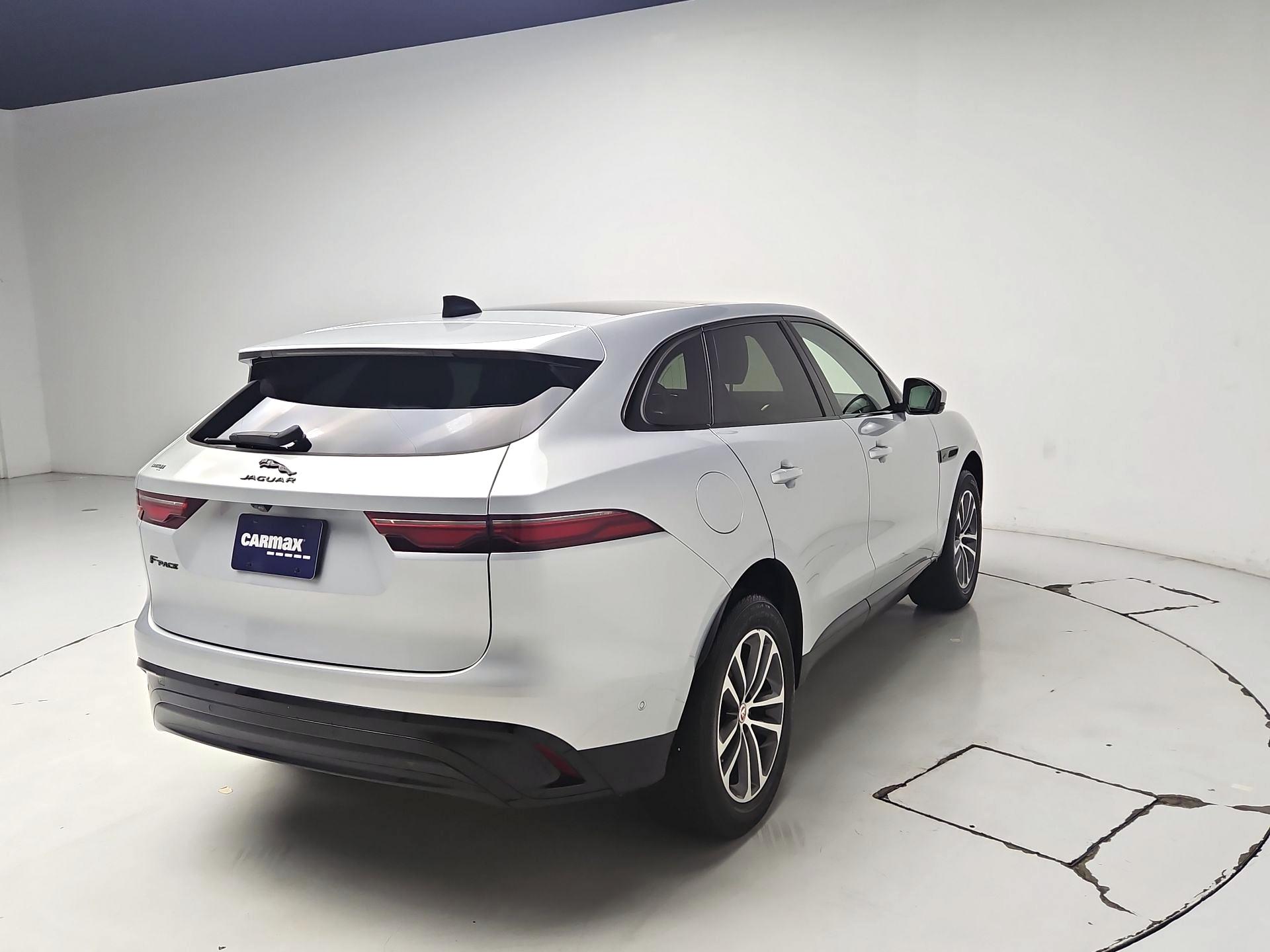 Thumbnail: 2021 Jaguar F-Pace - 5