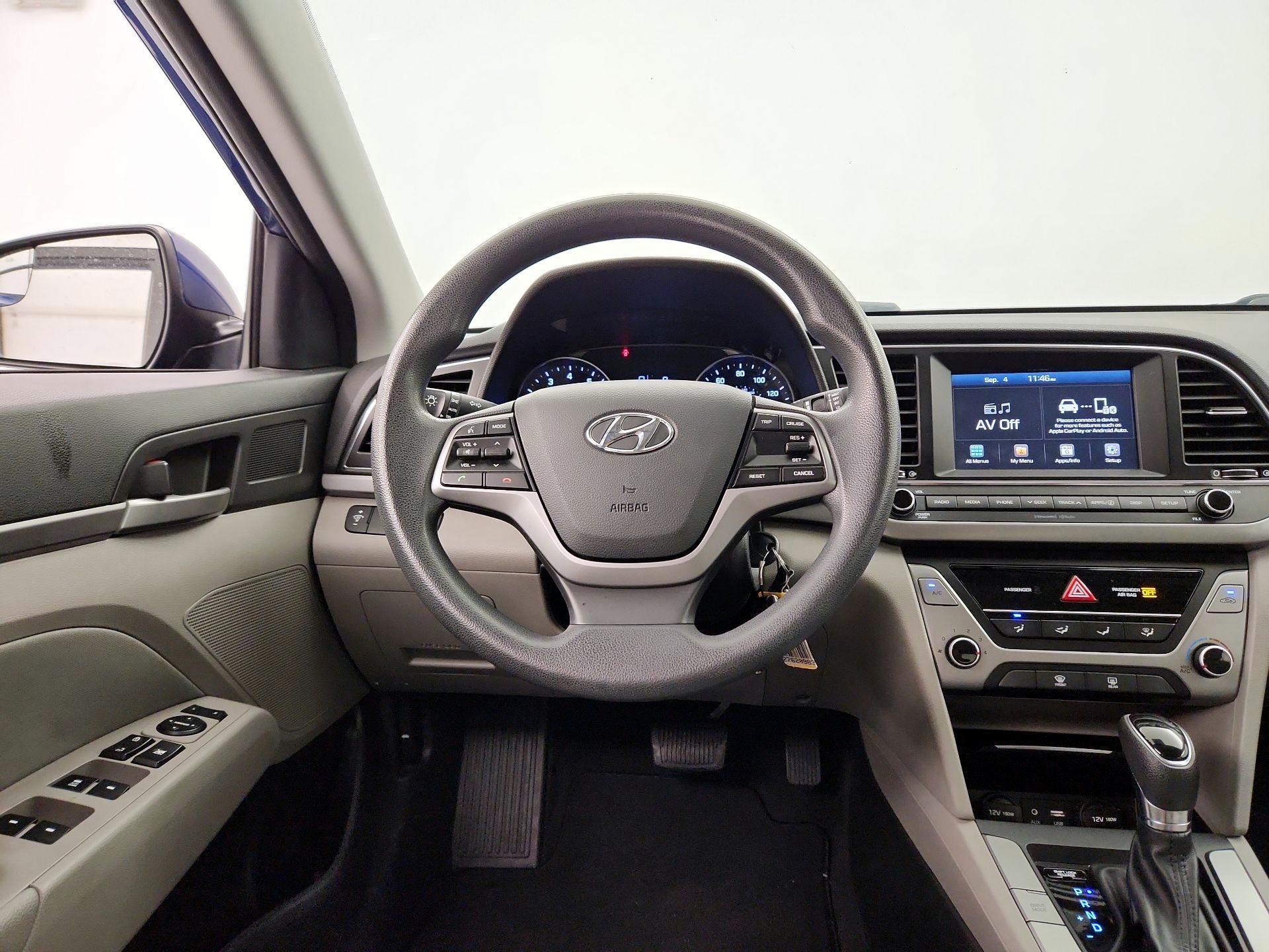 Thumbnail: 2017 Hyundai Elantra - 10