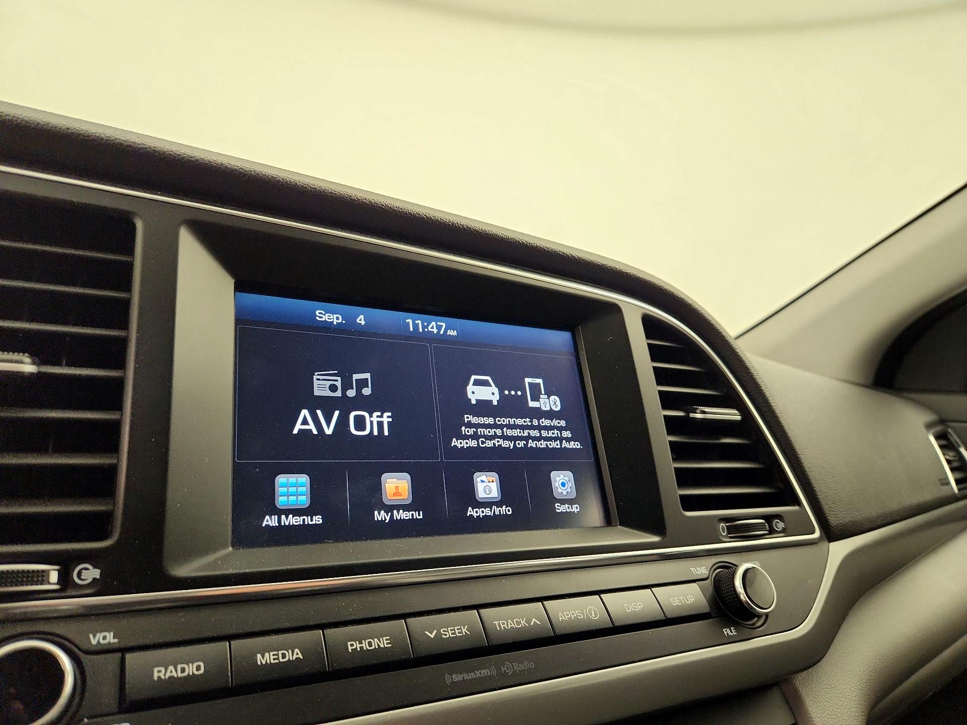 Thumbnail: 2017 Hyundai Elantra - 15