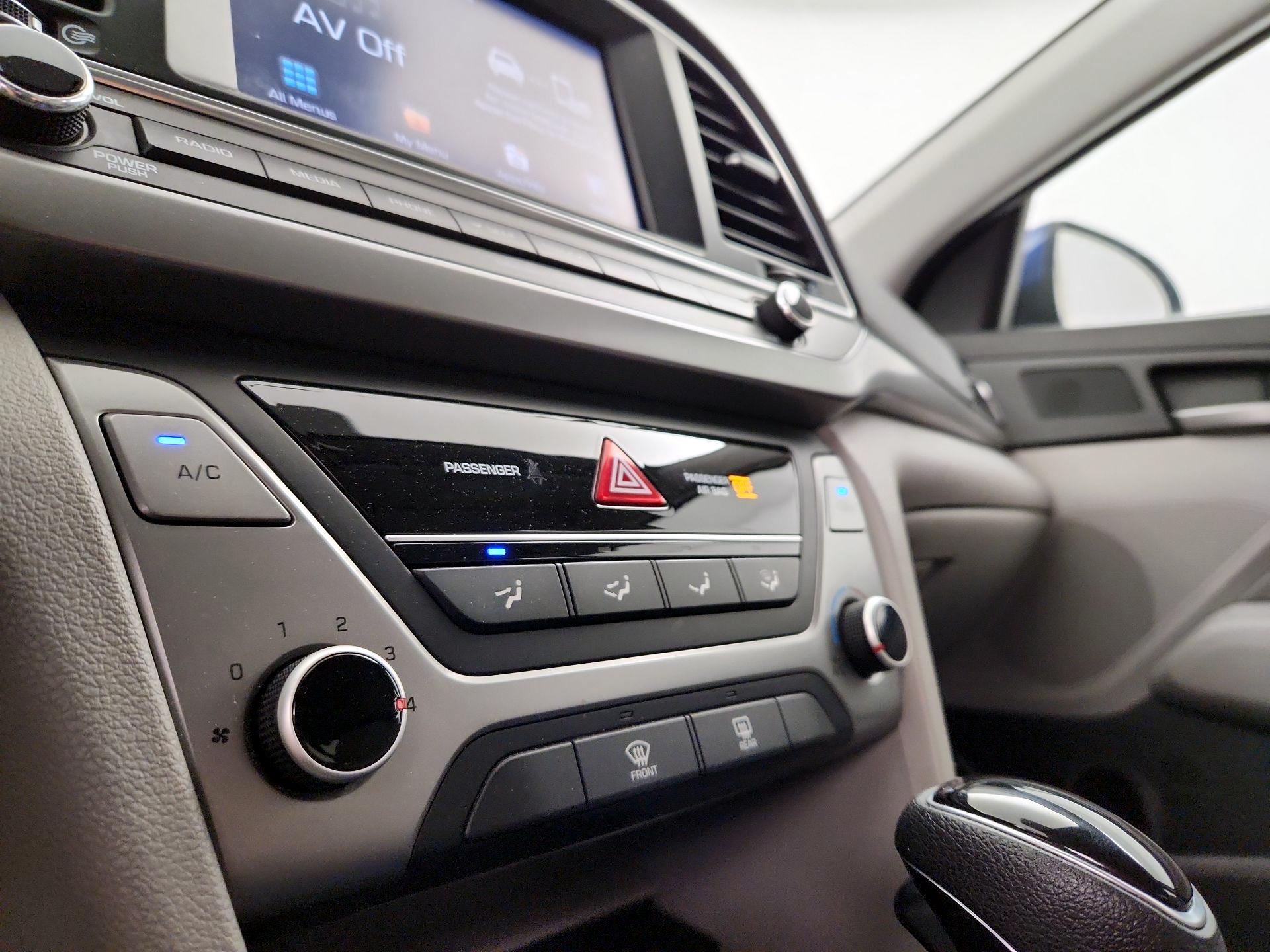 Thumbnail: 2017 Hyundai Elantra - 16