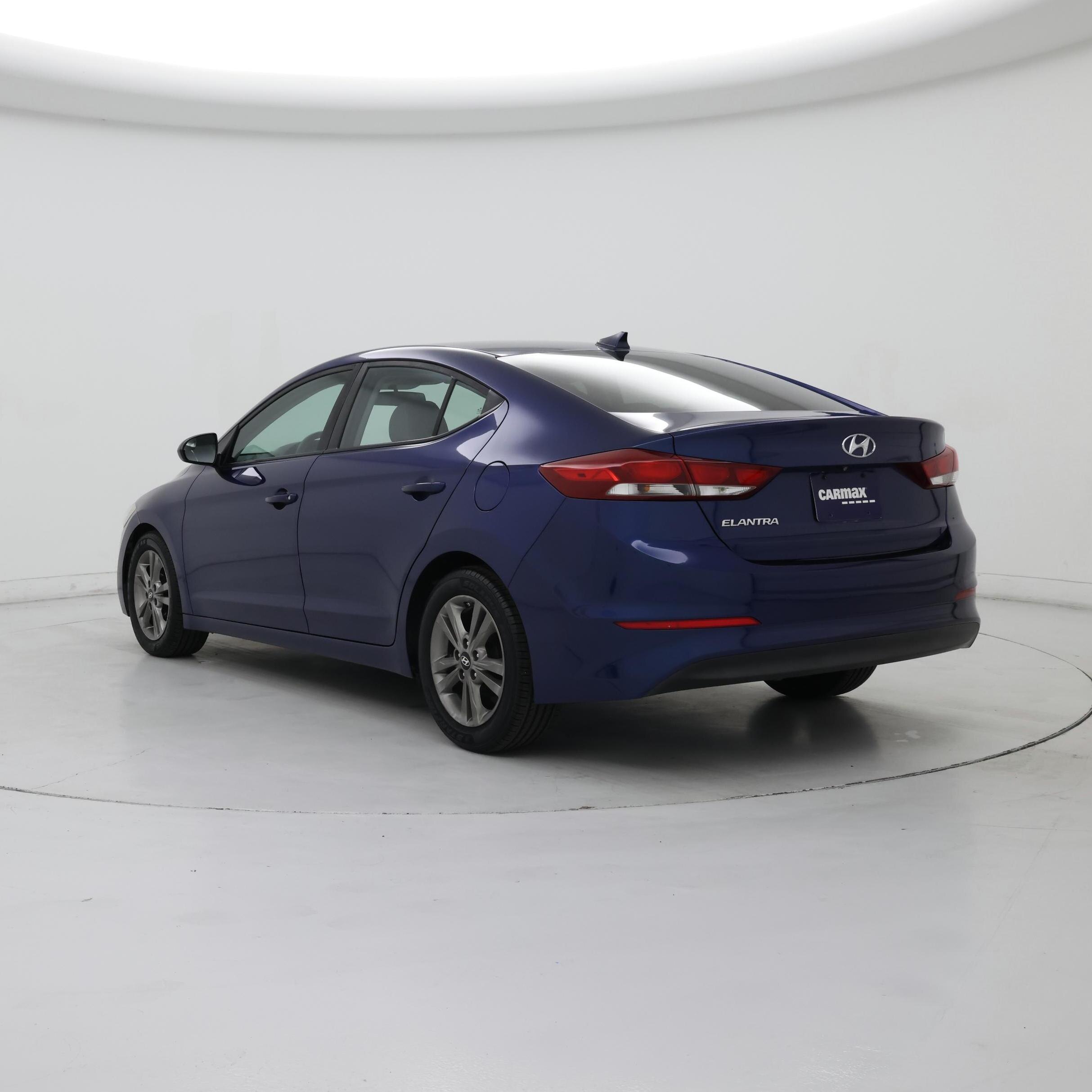 Thumbnail: 2017 Hyundai Elantra - 2
