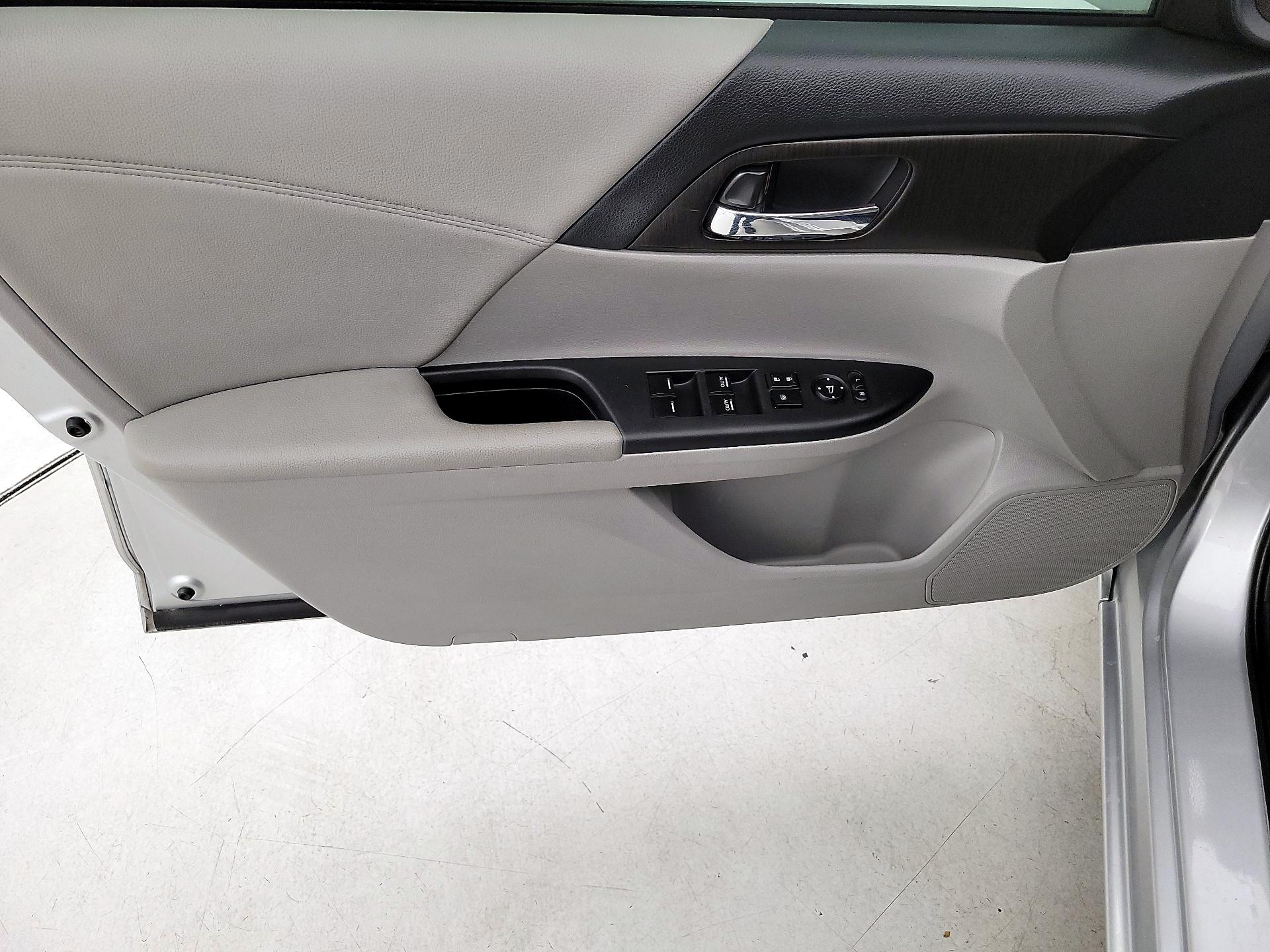 Thumbnail: 2014 Honda Accord - 12