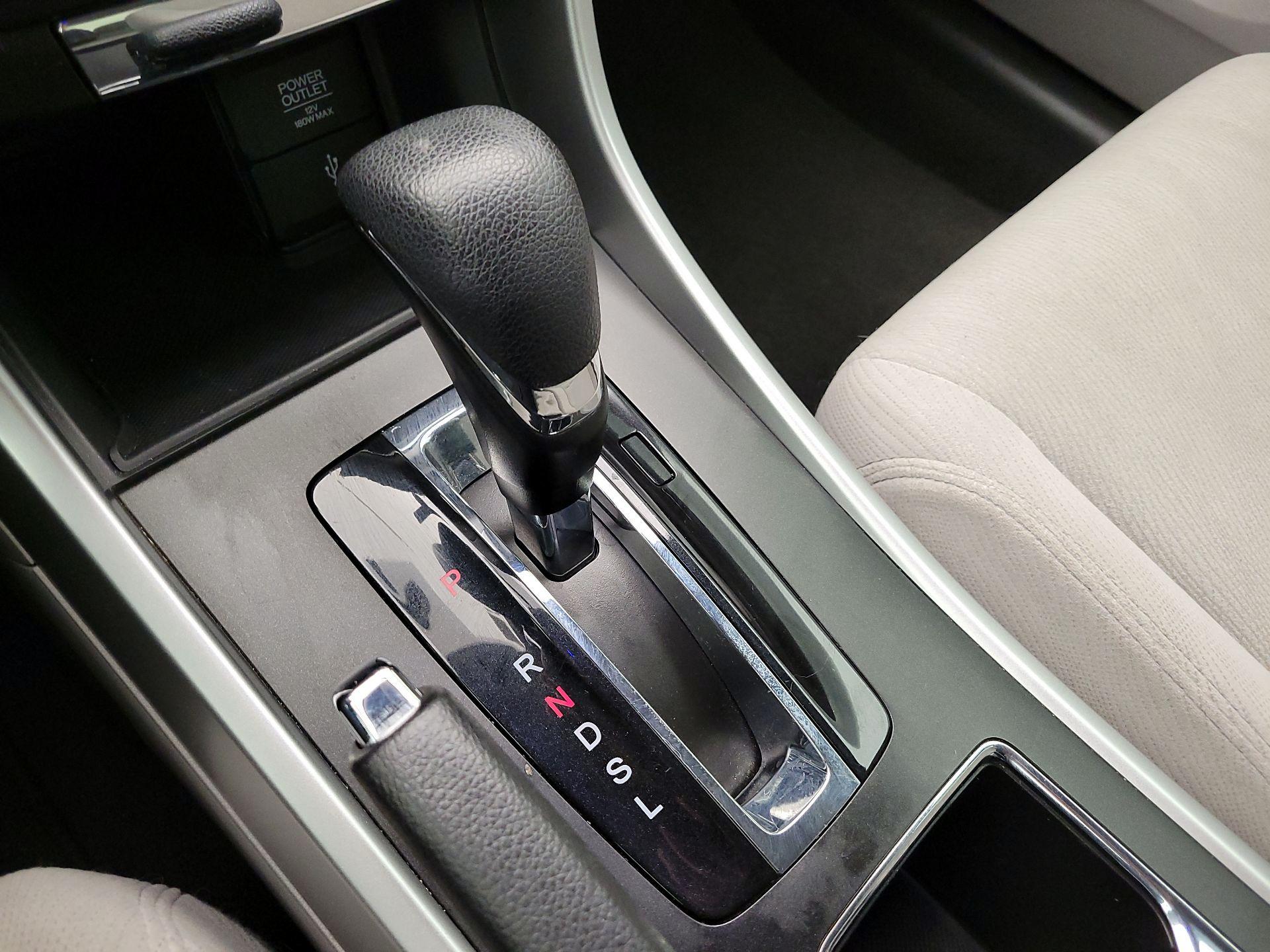 Thumbnail: 2014 Honda Accord - 17