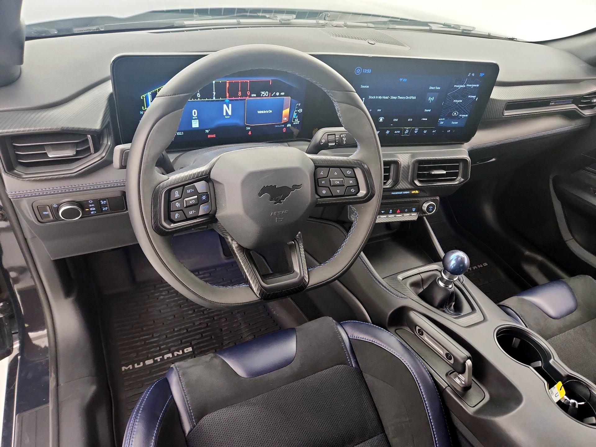 Thumbnail: 2025 Ford Mustang - 9
