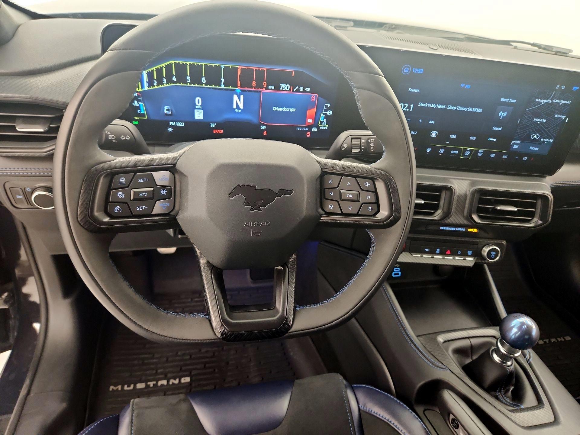 Thumbnail: 2025 Ford Mustang - 10