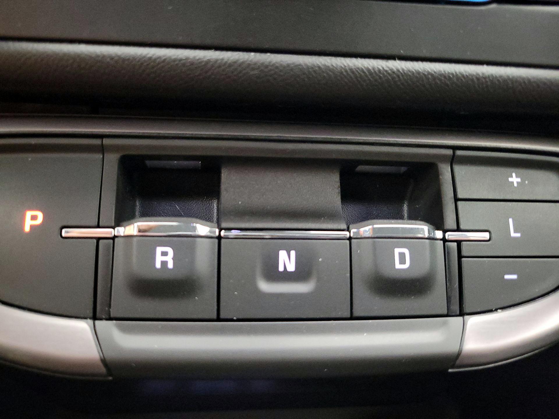 Thumbnail: 2023 GMC Terrain - 17