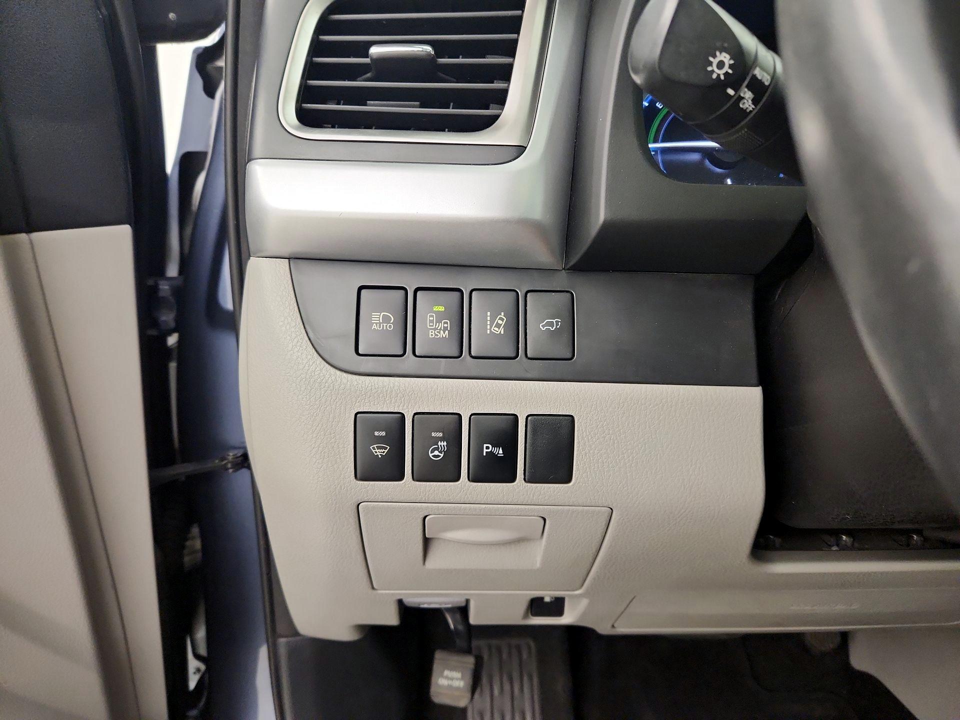 Thumbnail: 2014 Toyota Highlander - 13