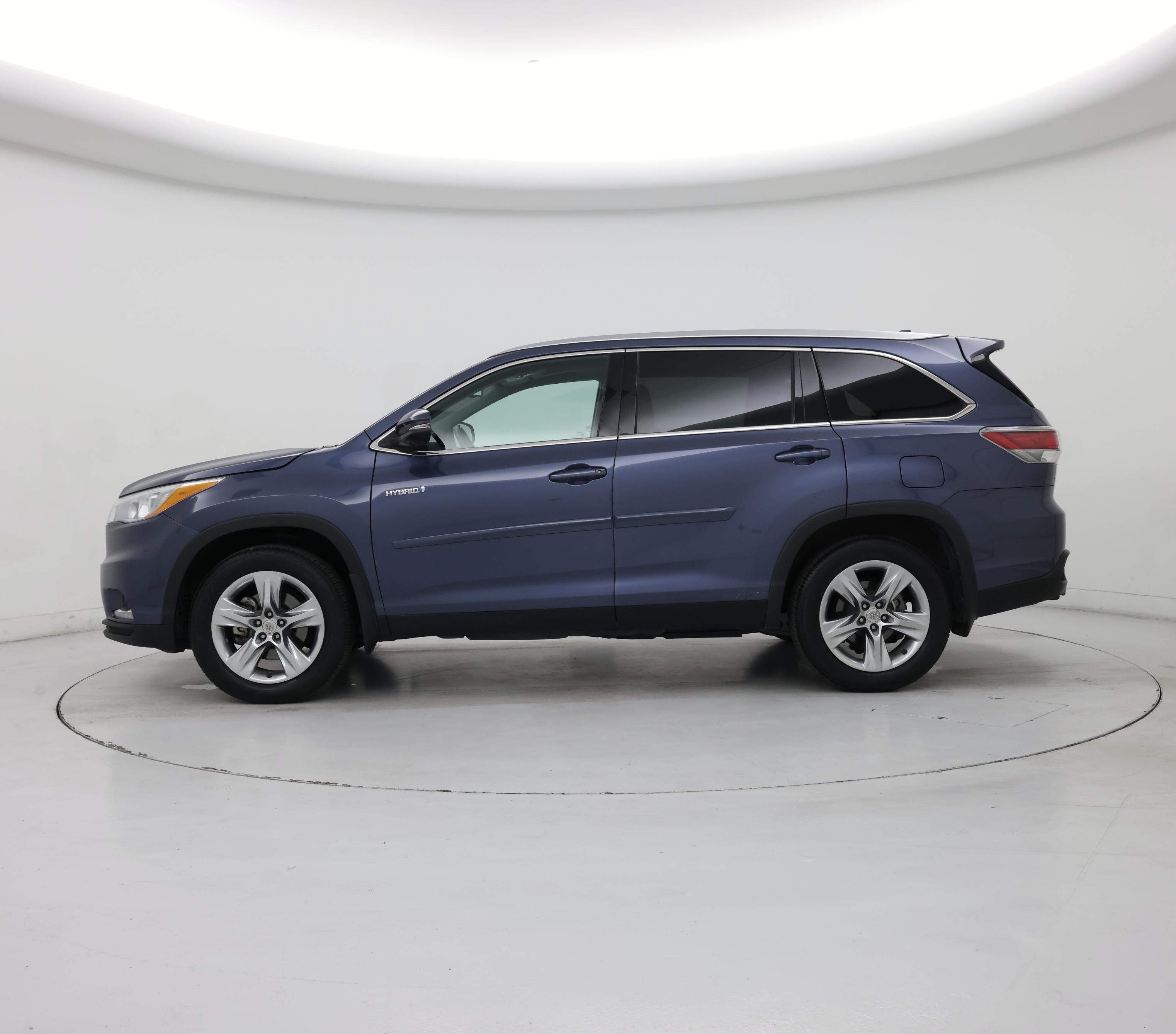 Thumbnail: 2014 Toyota Highlander - 3