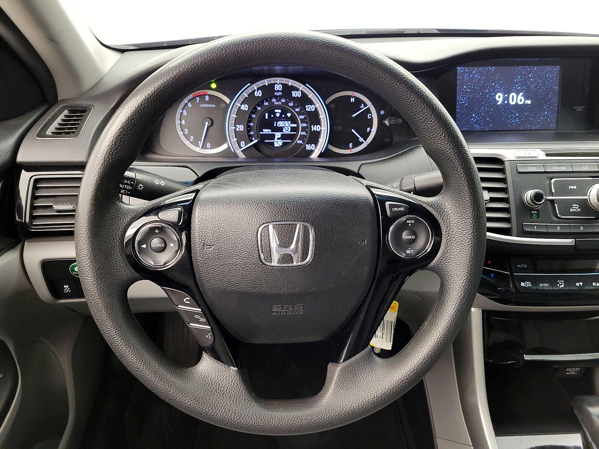 Thumbnail: 2016 Honda Accord - 10