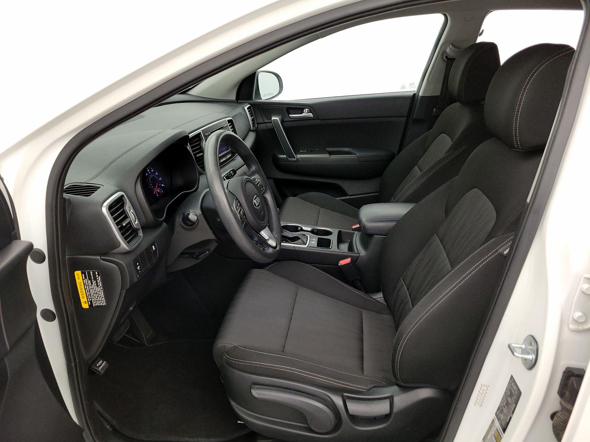 Thumbnail: 2019 Kia Sportage - 11
