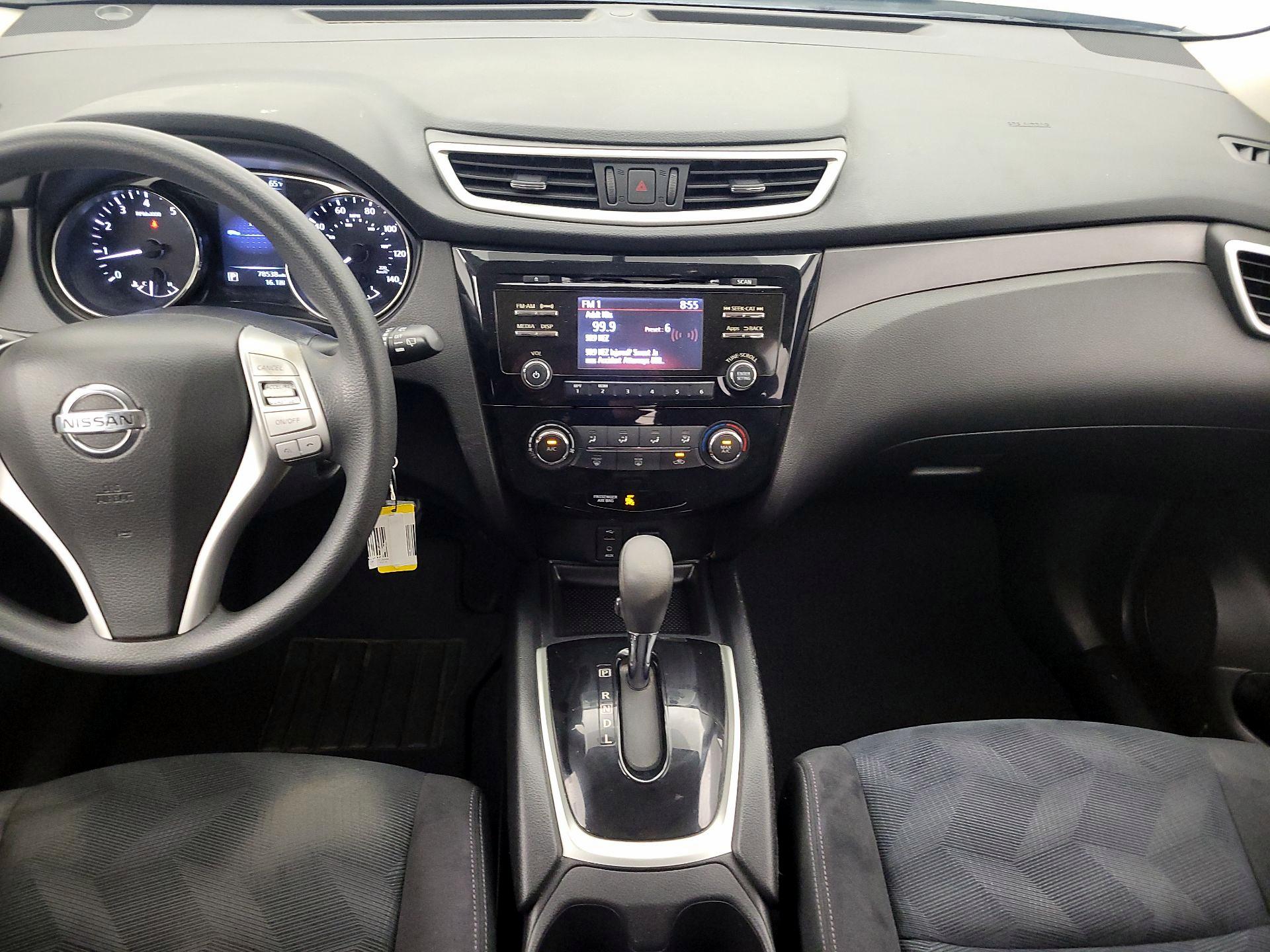 Thumbnail: 2016 Nissan Rogue - 9