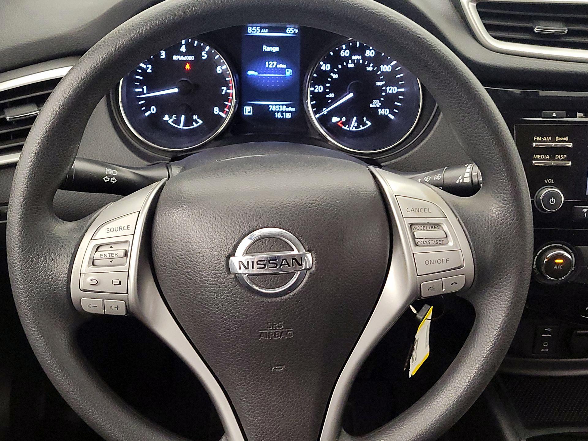 Thumbnail: 2016 Nissan Rogue - 10