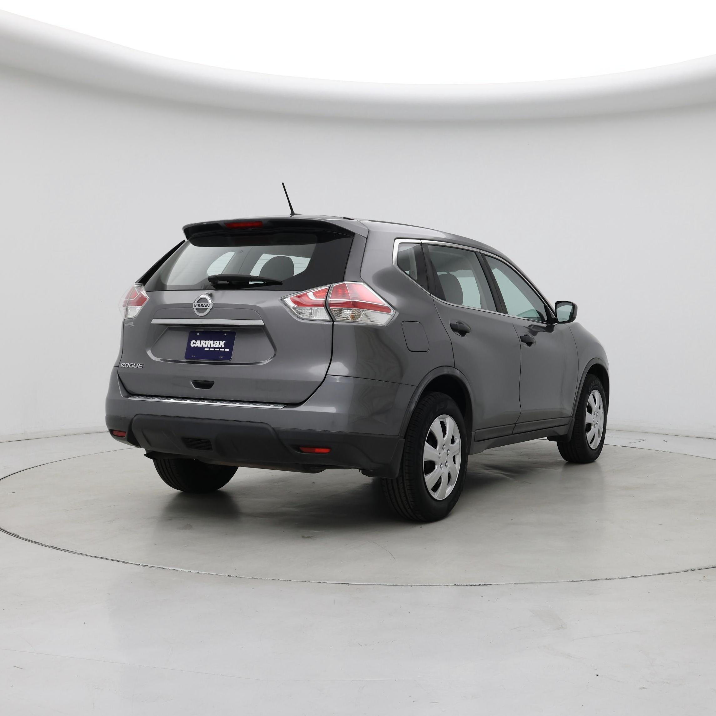 Thumbnail: 2016 Nissan Rogue - 8