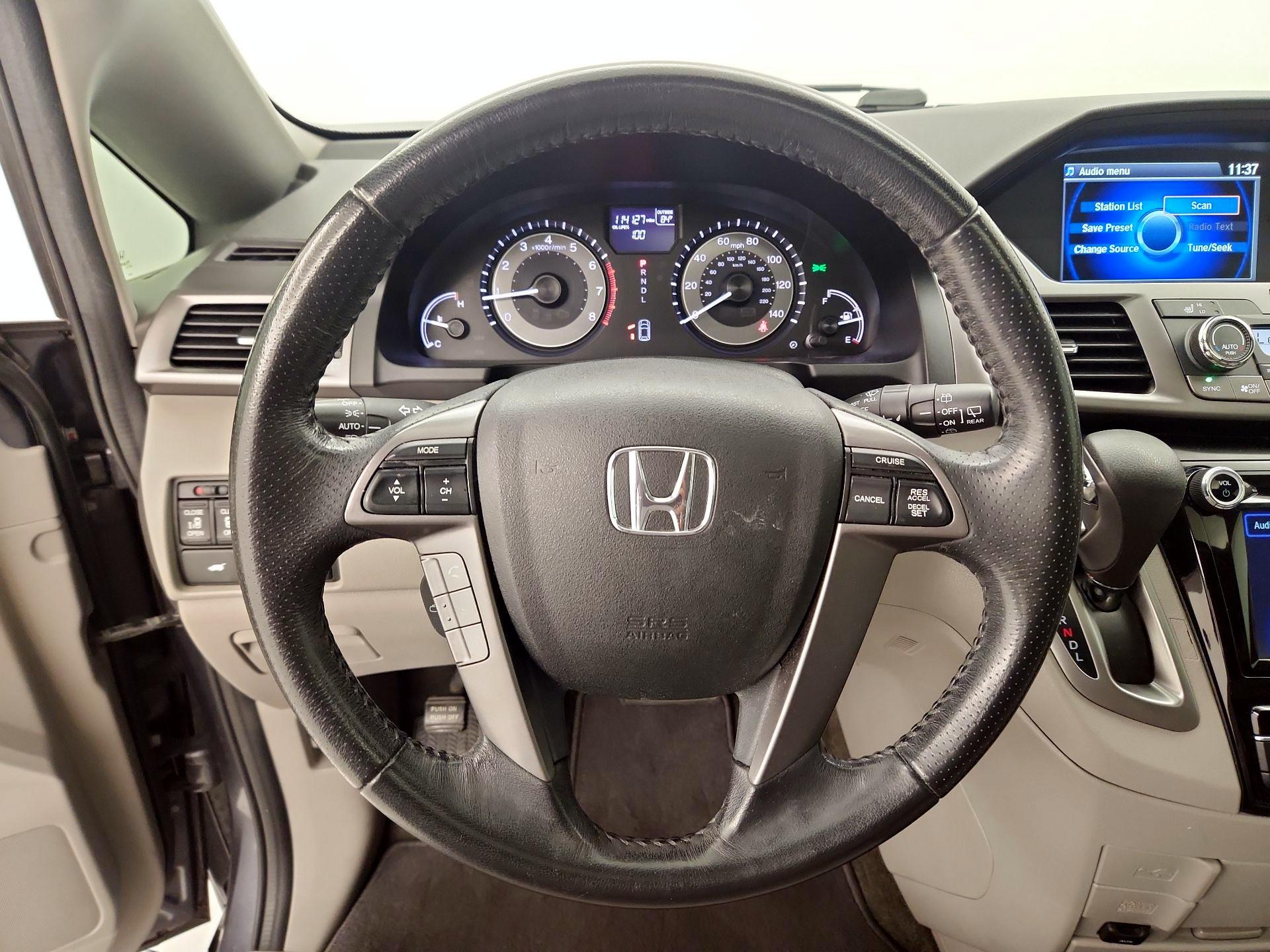 Thumbnail: 2014 Honda Odyssey - 10