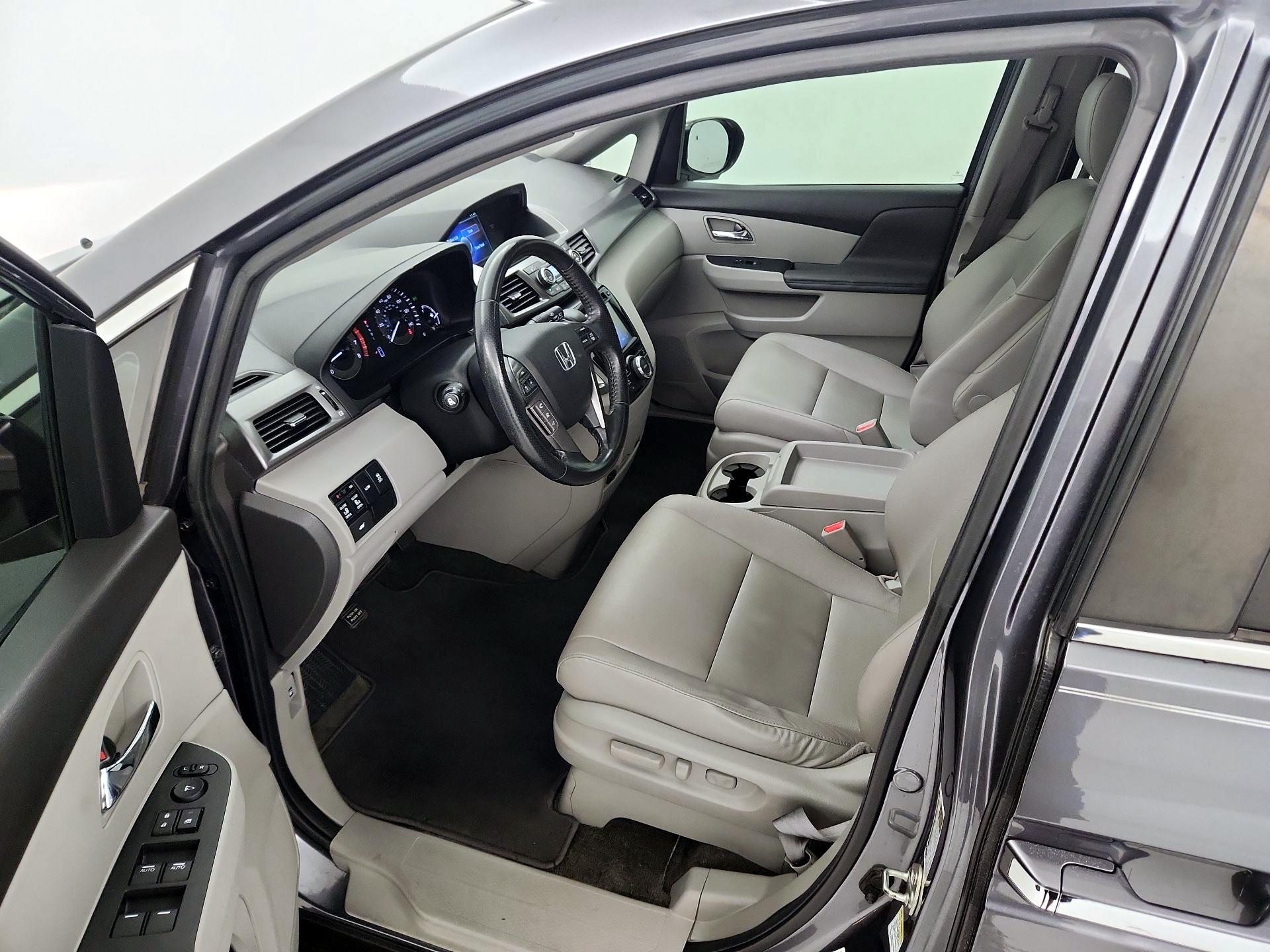 Thumbnail: 2014 Honda Odyssey - 11