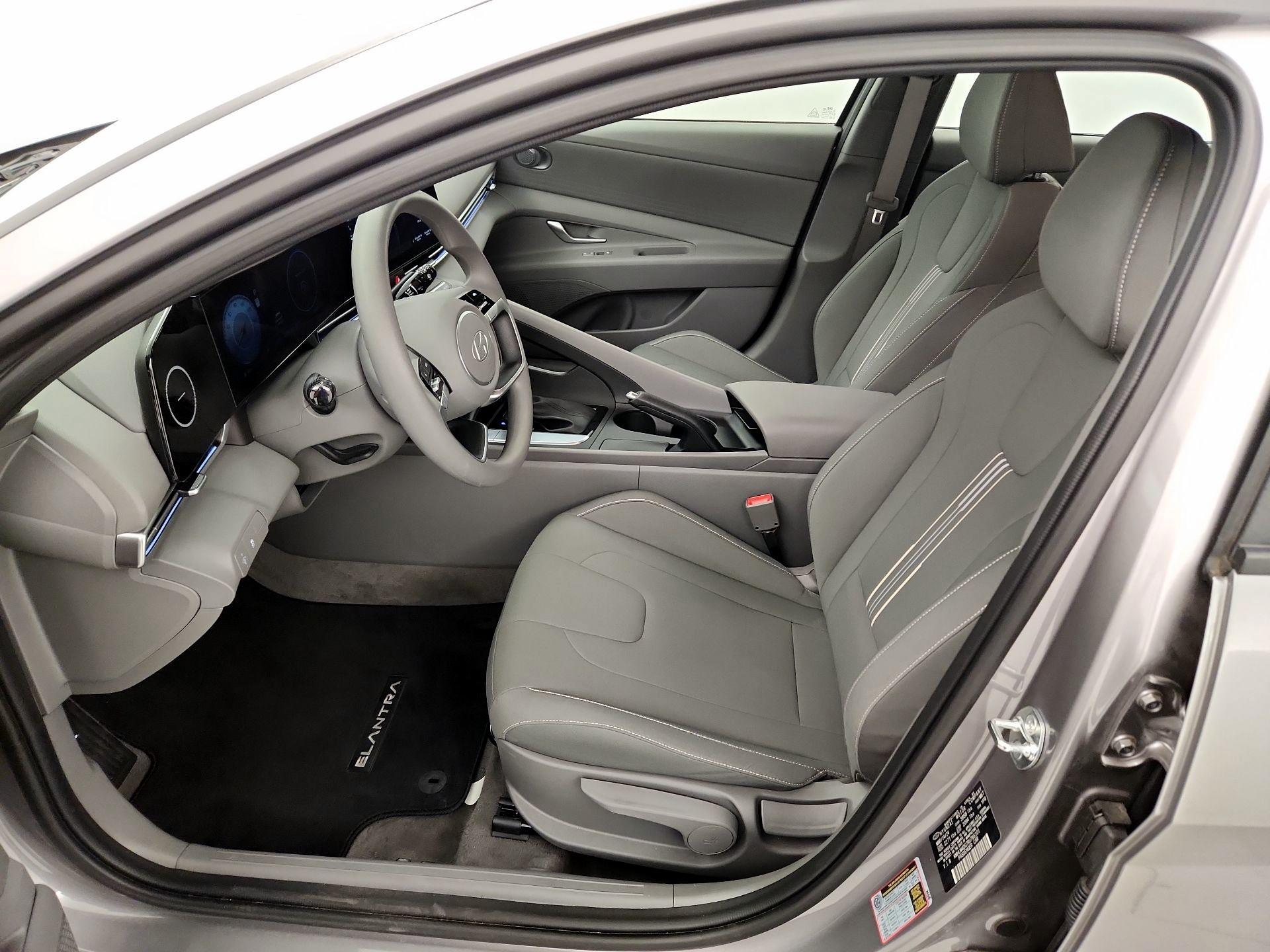 Thumbnail: 2024 Hyundai Elantra - 11