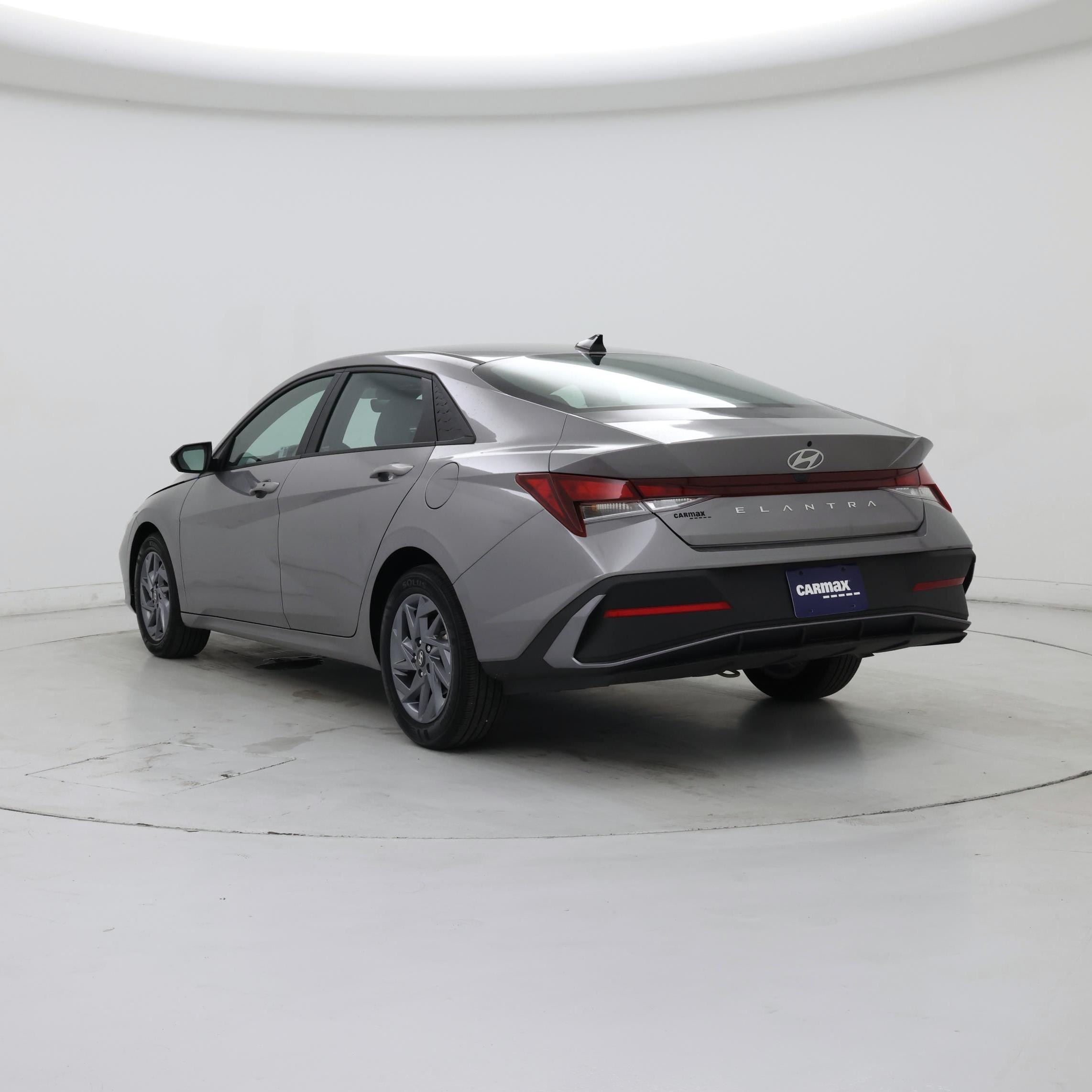 Thumbnail: 2024 Hyundai Elantra - 2