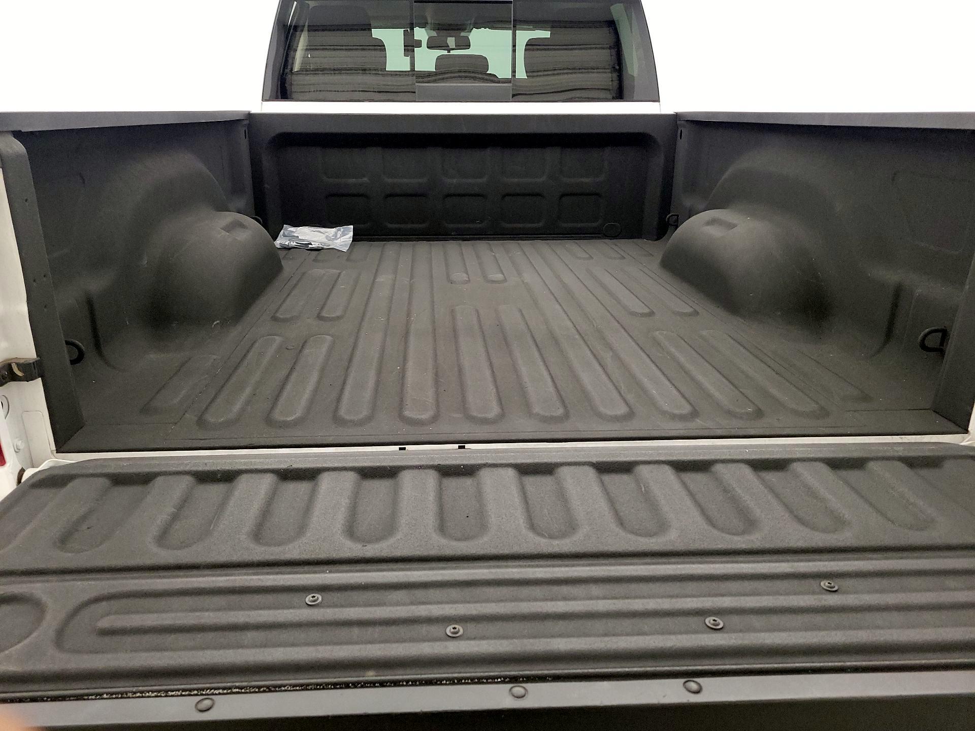 Thumbnail: 2020 RAM 1500 Classic - 20