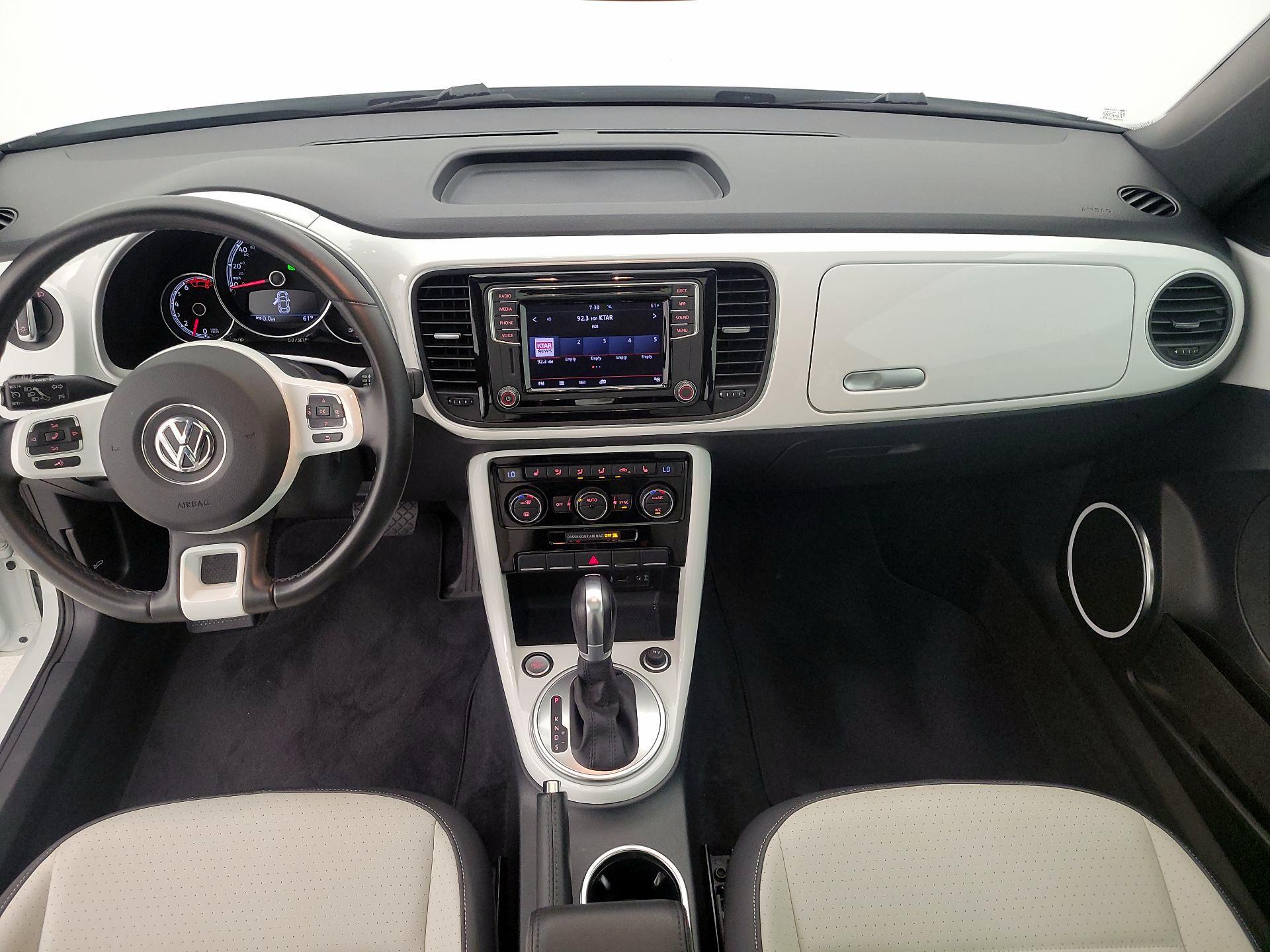 Thumbnail: 2019 Volkswagen Beetle - 9
