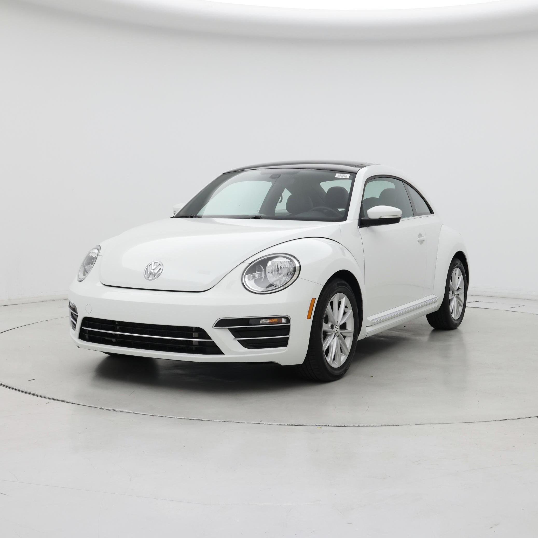 Thumbnail: 2019 Volkswagen Beetle - 4
