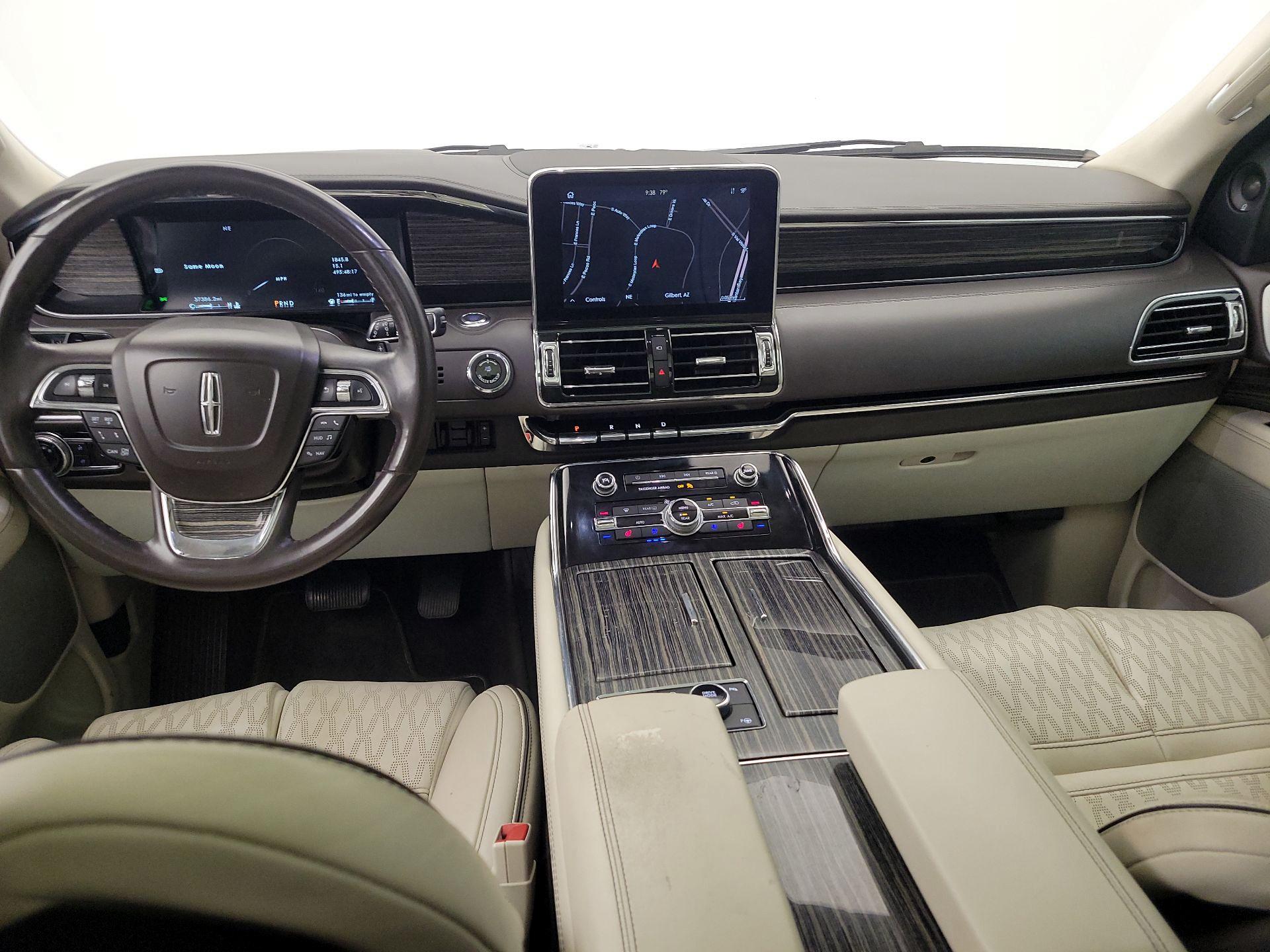 Thumbnail: 2020 Lincoln Navigator - 9