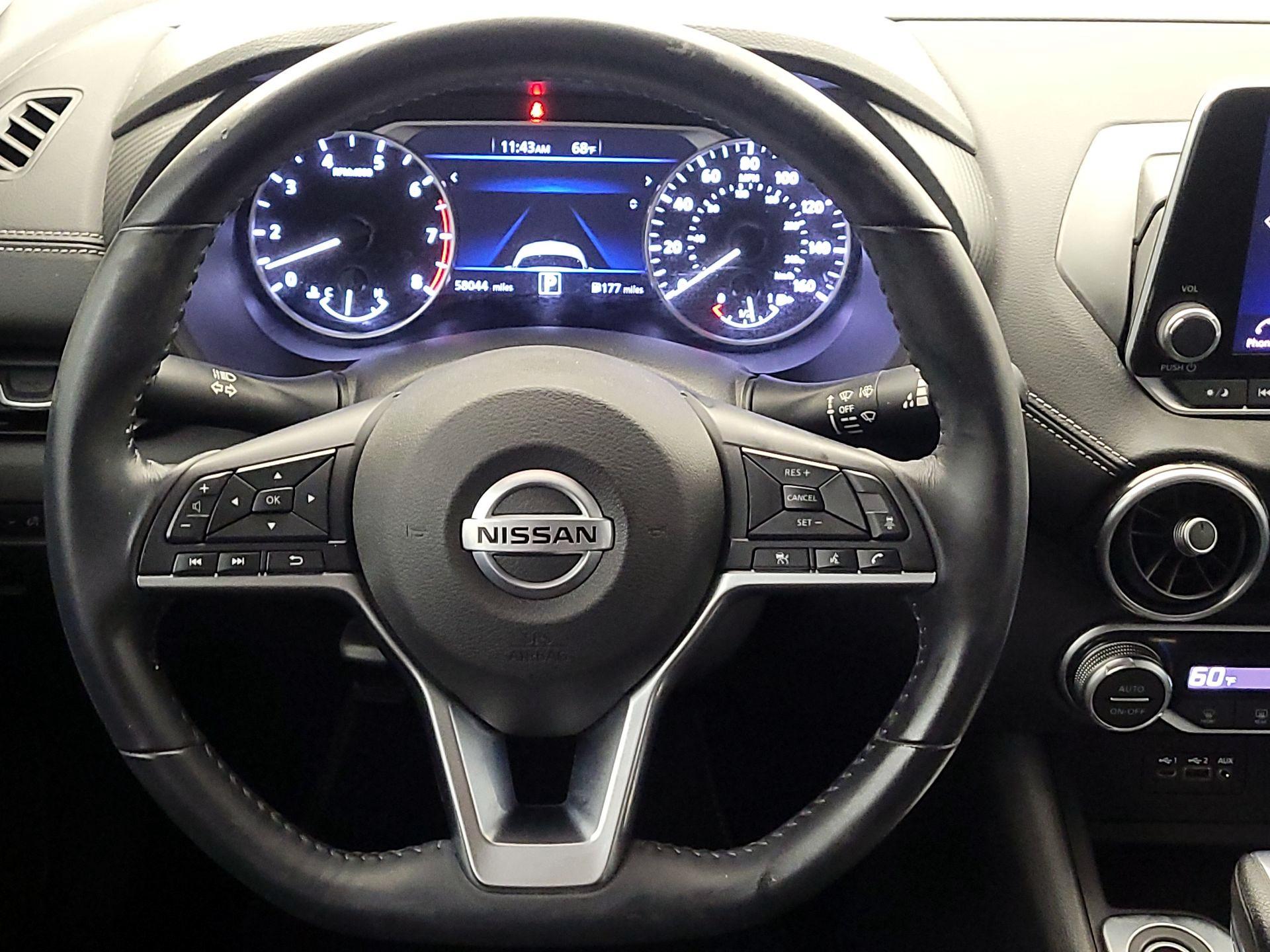 Thumbnail: 2020 Nissan Sentra - 10