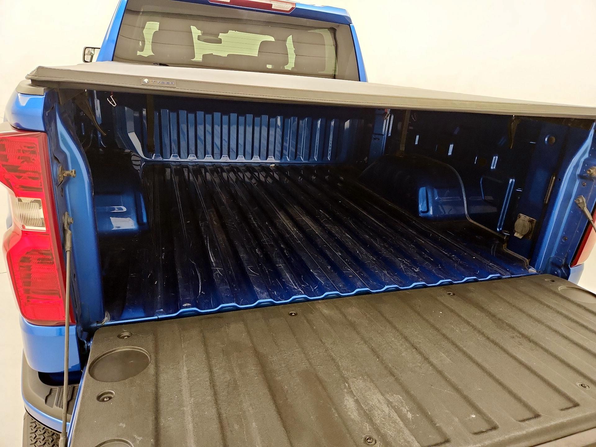 Thumbnail: 2022 Chevrolet Silverado 1500 - 20